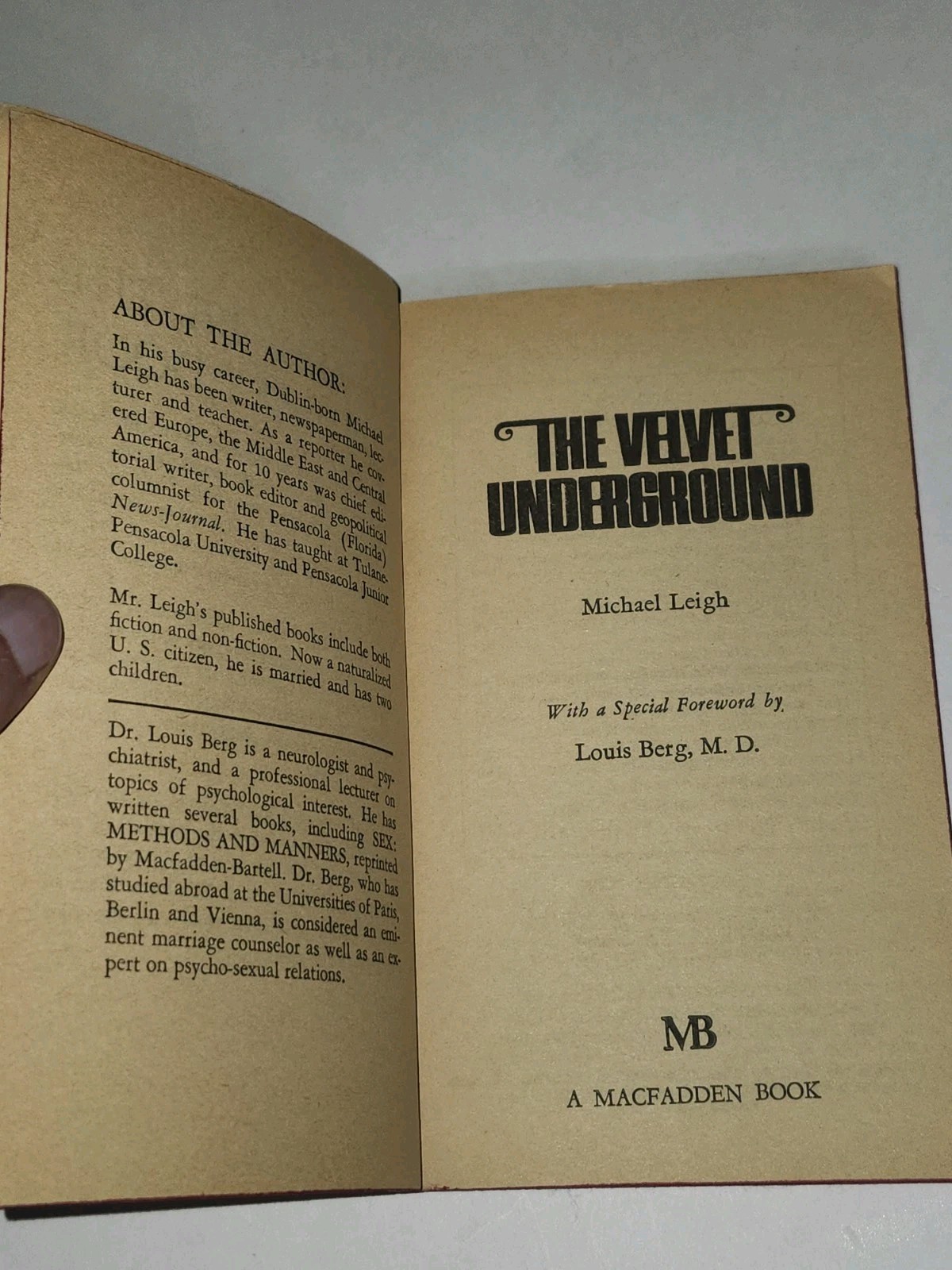 The Velvet Underground Paperback Book by Michael Leigh 1965 PB 4th Printing