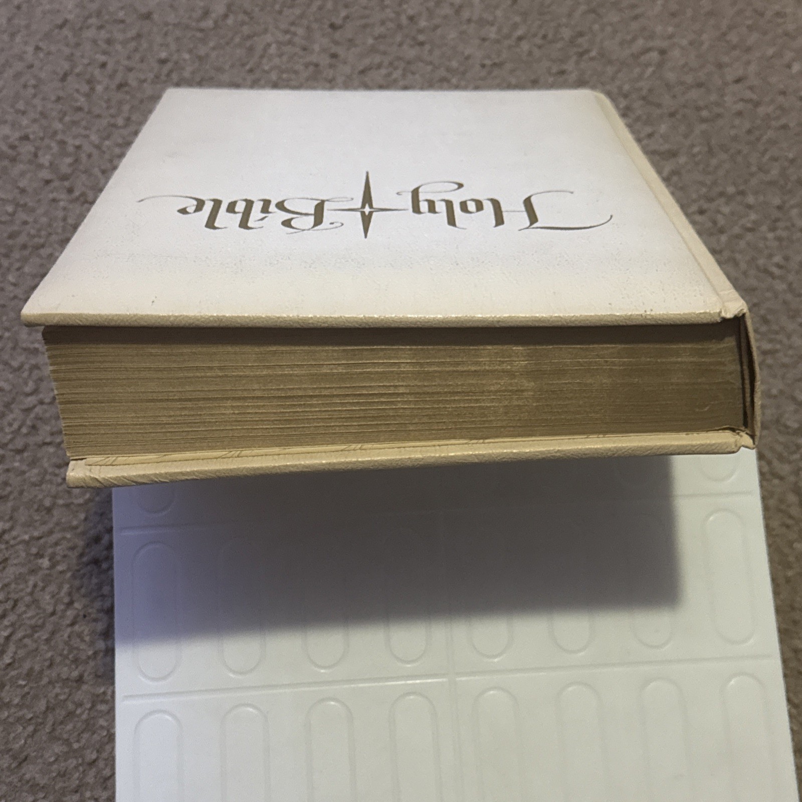Holy Bible King James Version, J.G. Ferguson Publishing 1960 1963 1965 Vintage