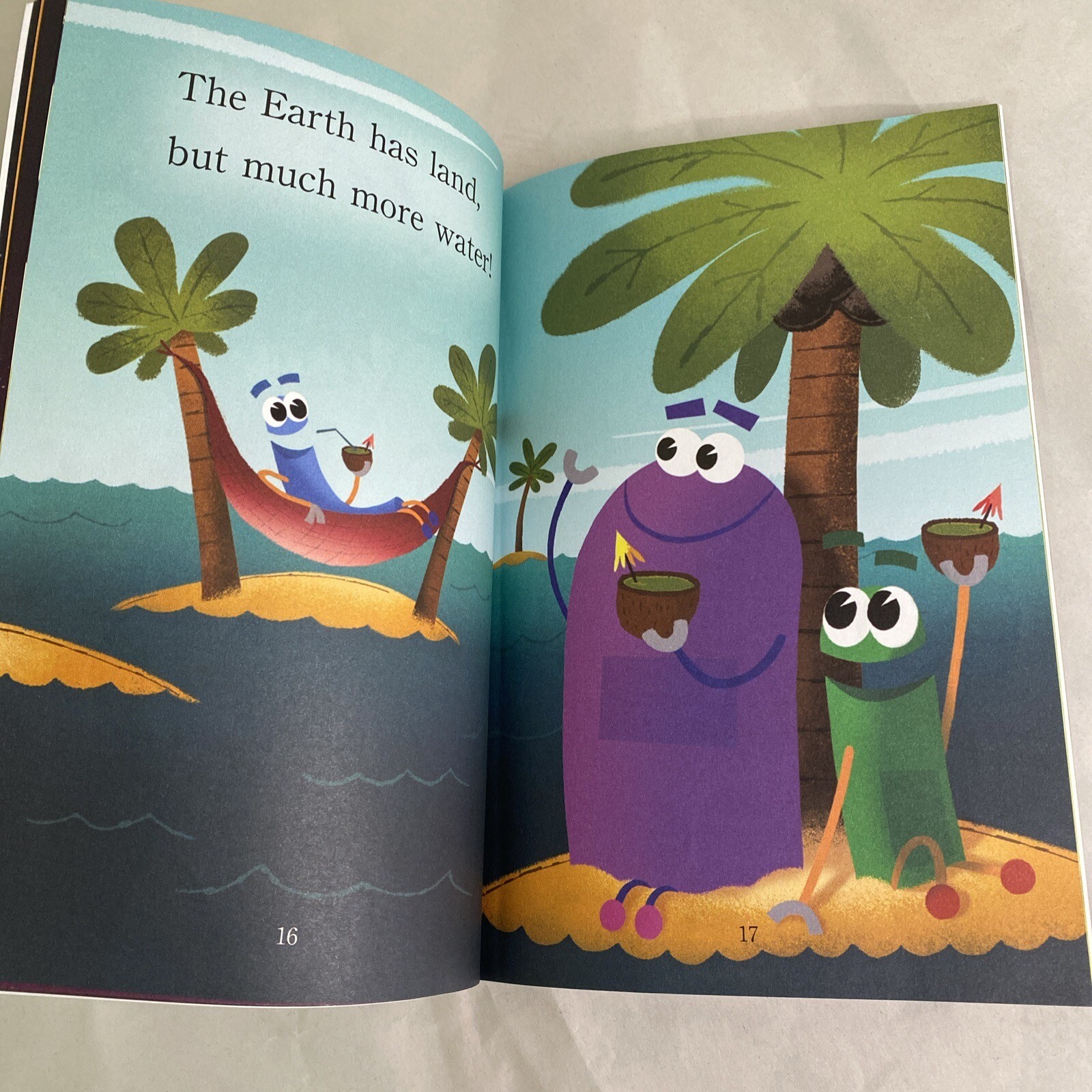 Lot of 3 Beginner Childrens Reading Books Level 1 Paperback Schoolastic Minions