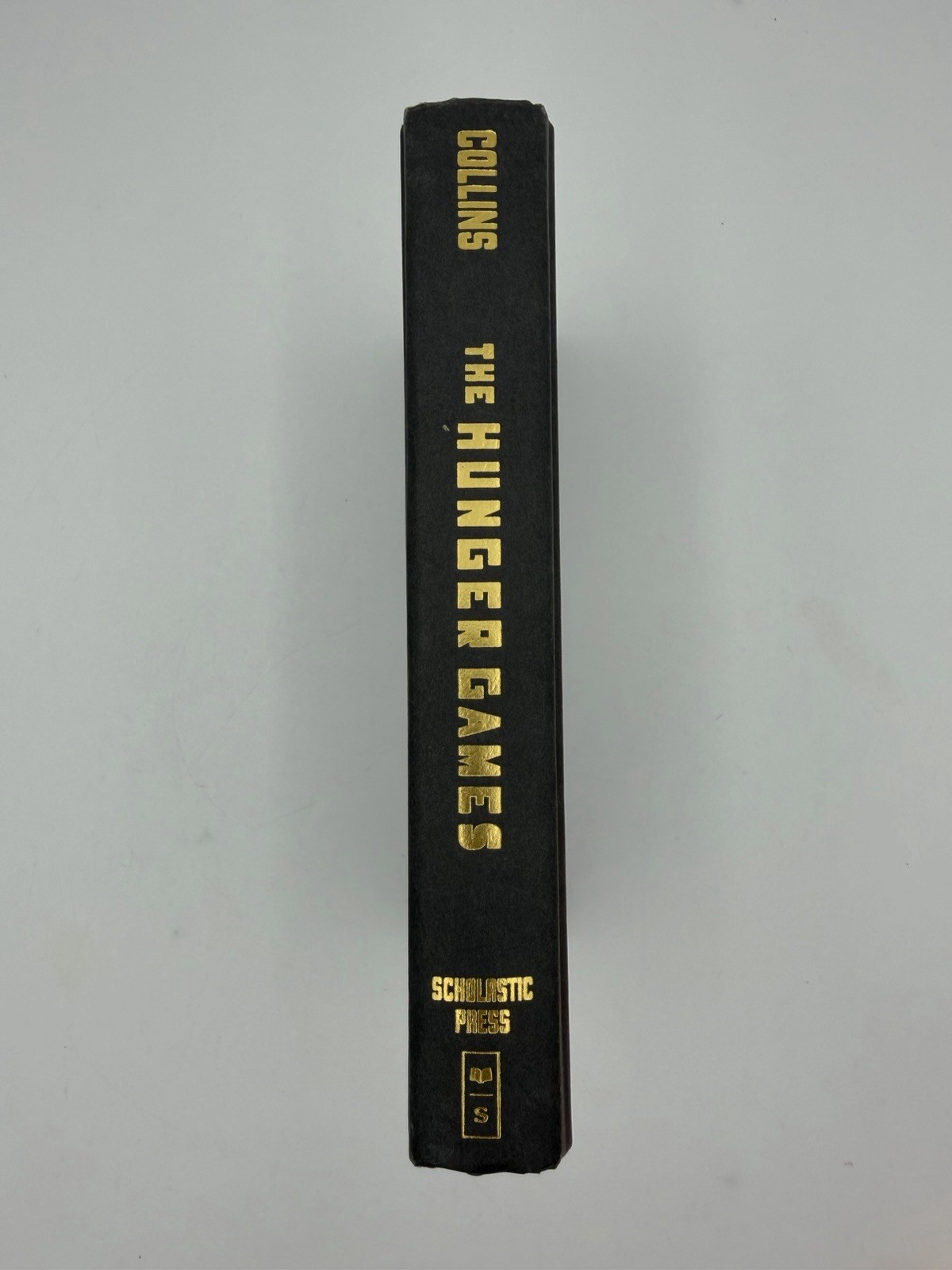 The Hunger Games Suzanne Collins 1st Edition 1st Print Scholastic 2008 HC DJ