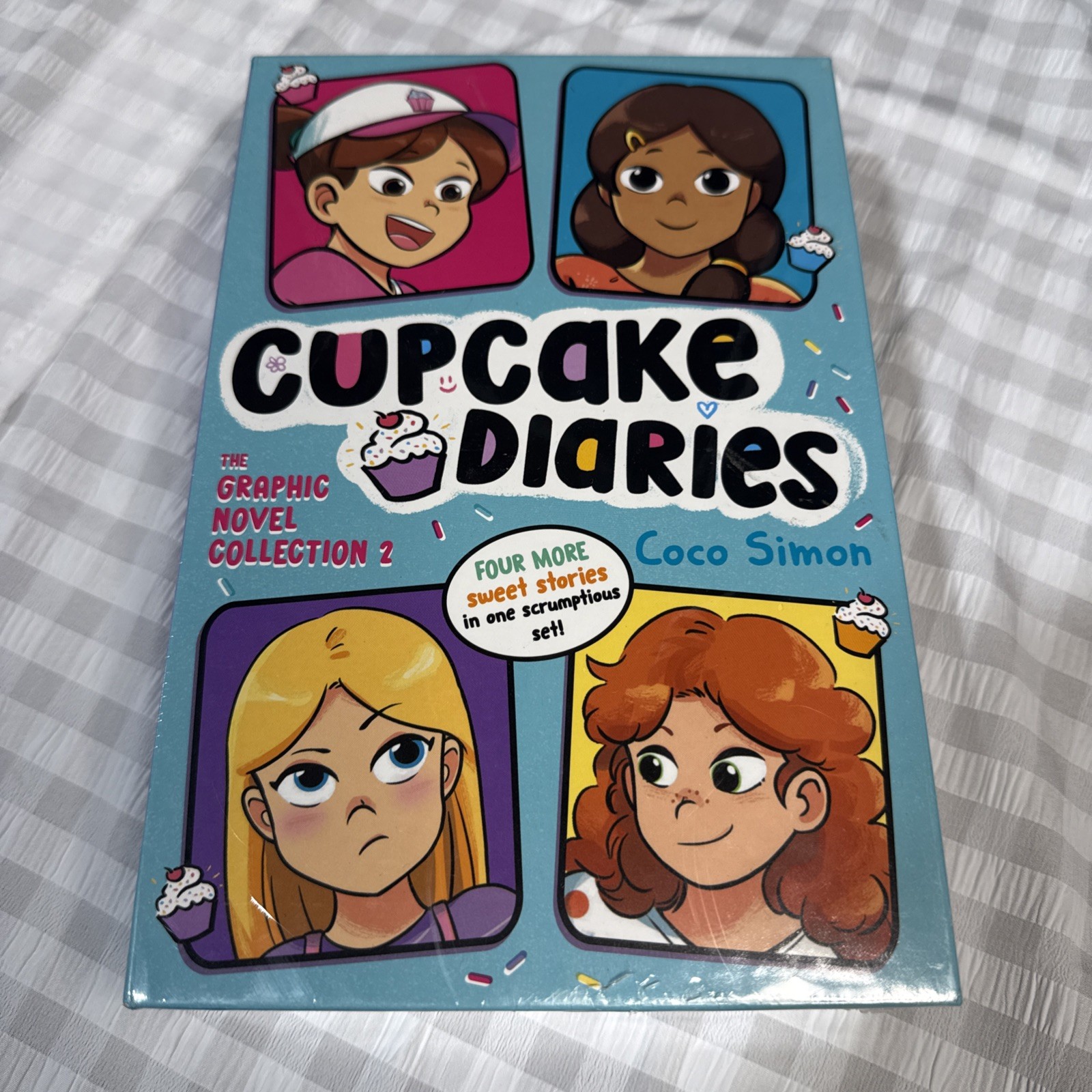 Cupcake Diaries The Graphic Novel Collection 2 (Boxed Set) NEW