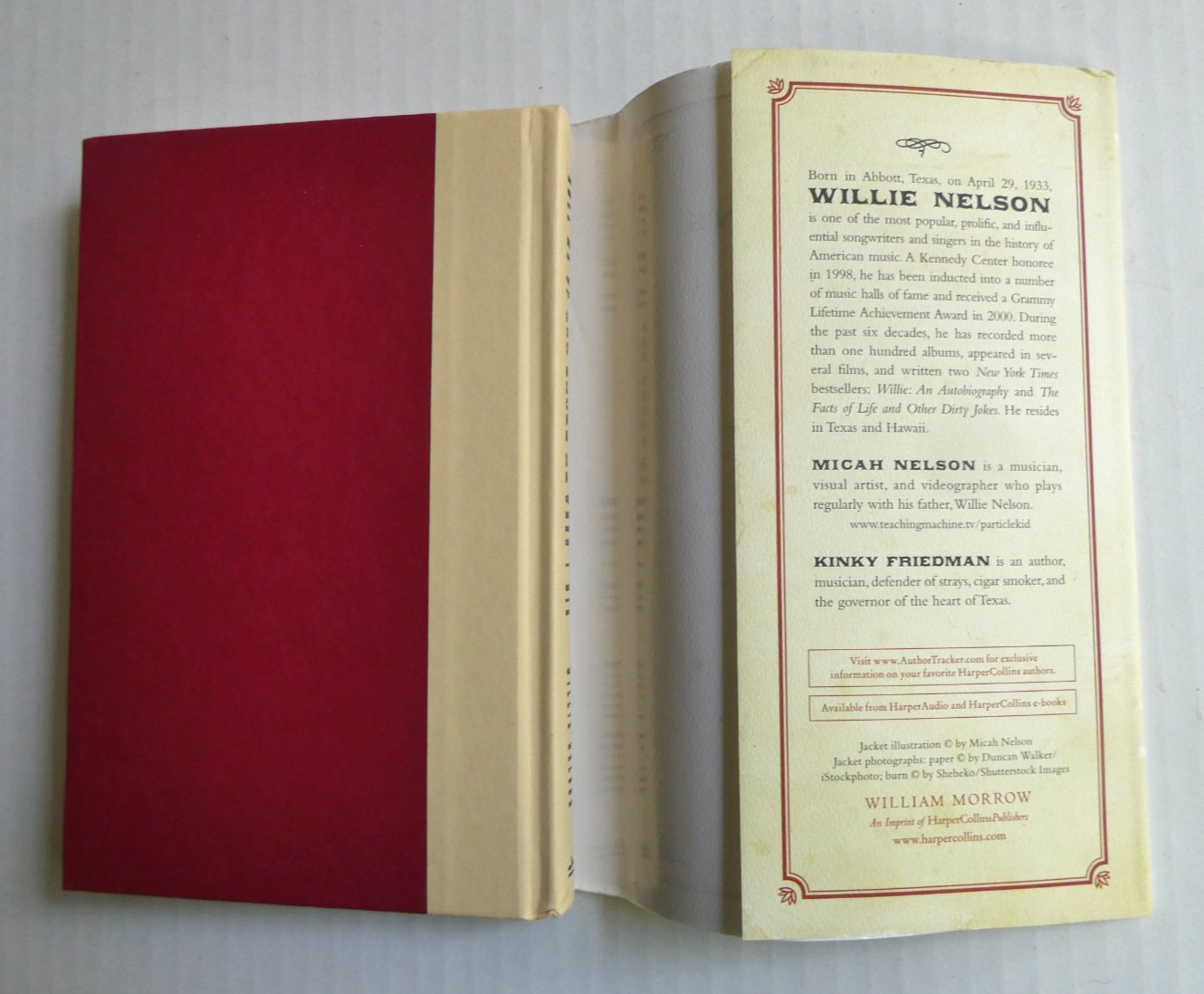 Willie Nelson Double Facsimile Signed Roll Me Up & Smoke Me 1st Ed 10th Printing