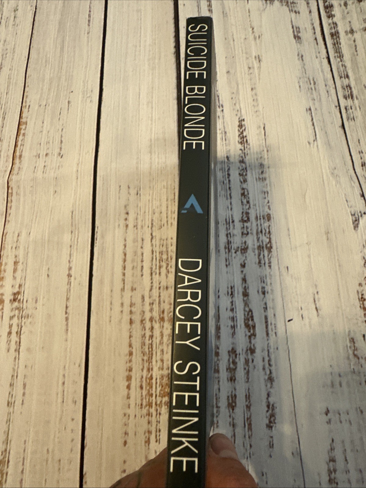 SUICIDE BLONDE by DARCY STEINKE (1st Edition/ 1st Printing, , 1992)