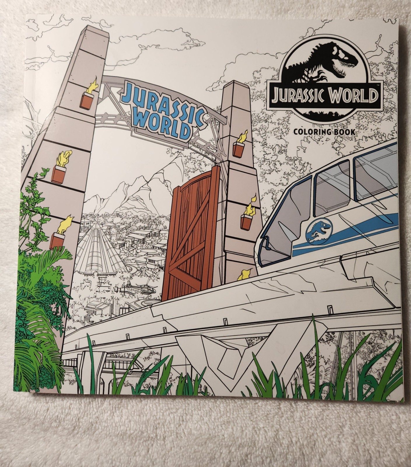 Jurassic World Adult Coloring Book by NBC Universal 2019 Dark Horse Books Preown