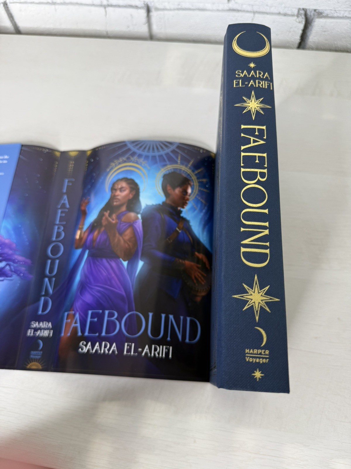 Faebound by Saara El-Arifi FairyLoot Signed Exclusive Edition Sprayed Edges