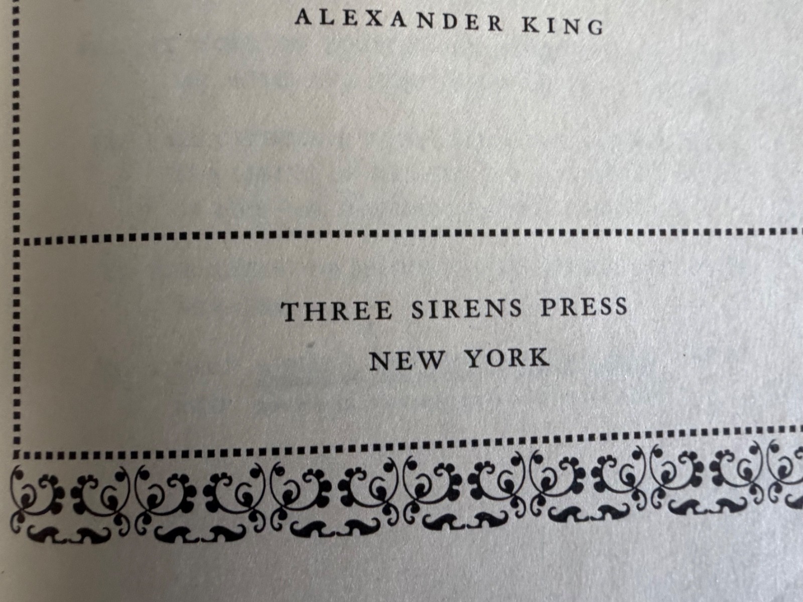 1931 THE ROMANCE OF THE QUEEN PÉDAUQUE Vintage Book