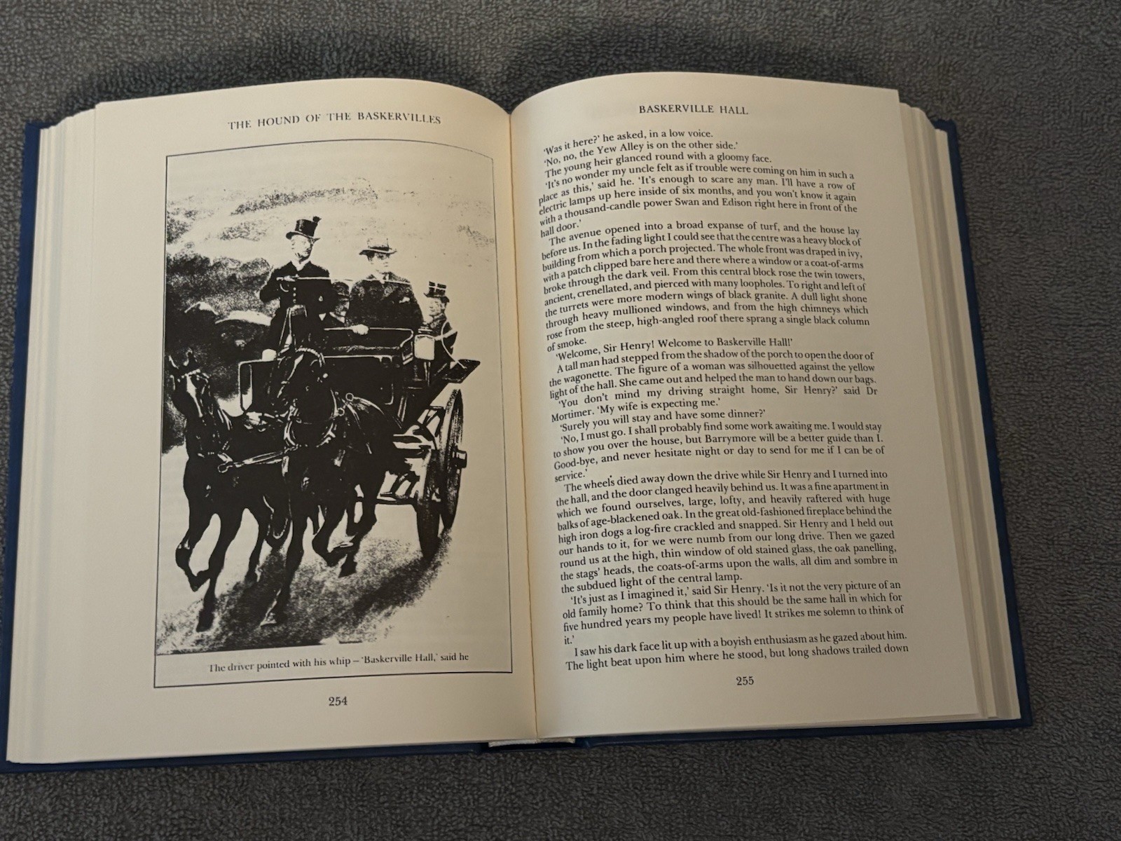 Illustrated Sherlock Holmes Box Set by Sir Arthur Conan Doyle, Peerage 1990