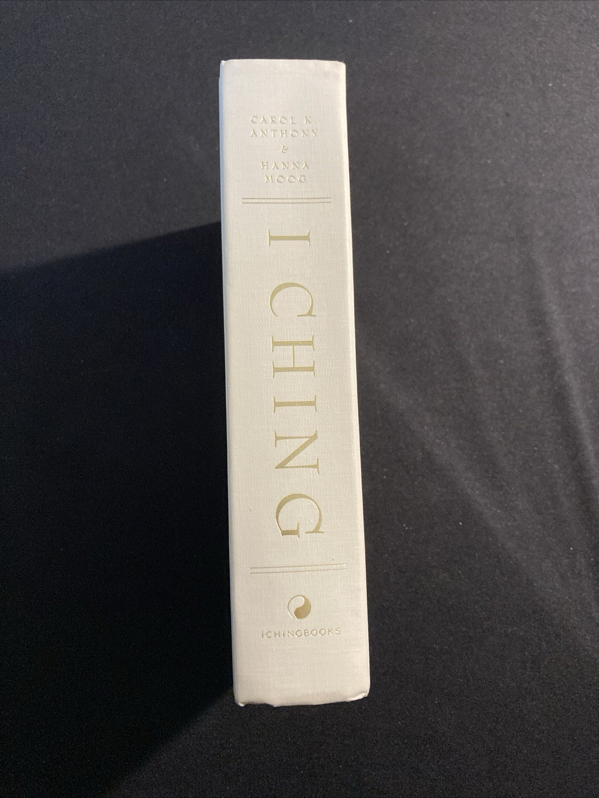 I Ching : The Oracle of the Cosmic Way Esoteric HC Book