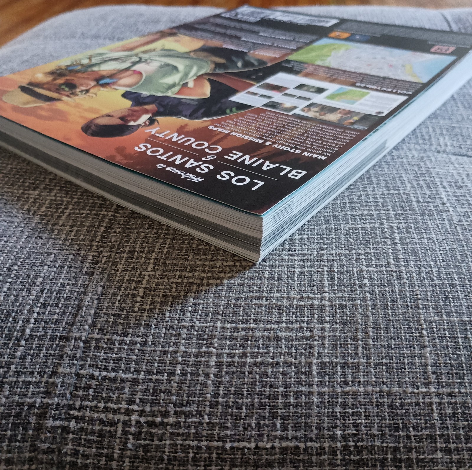 Grand Theft Auto V Strategy Guide Book by BradyGames Paperback Very Good