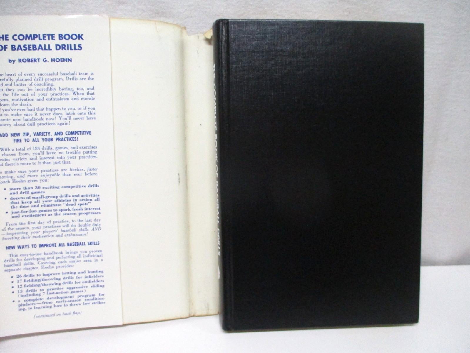 The Complete Book of Baseball Drills by Robert G. Hoehn 1977 HC book