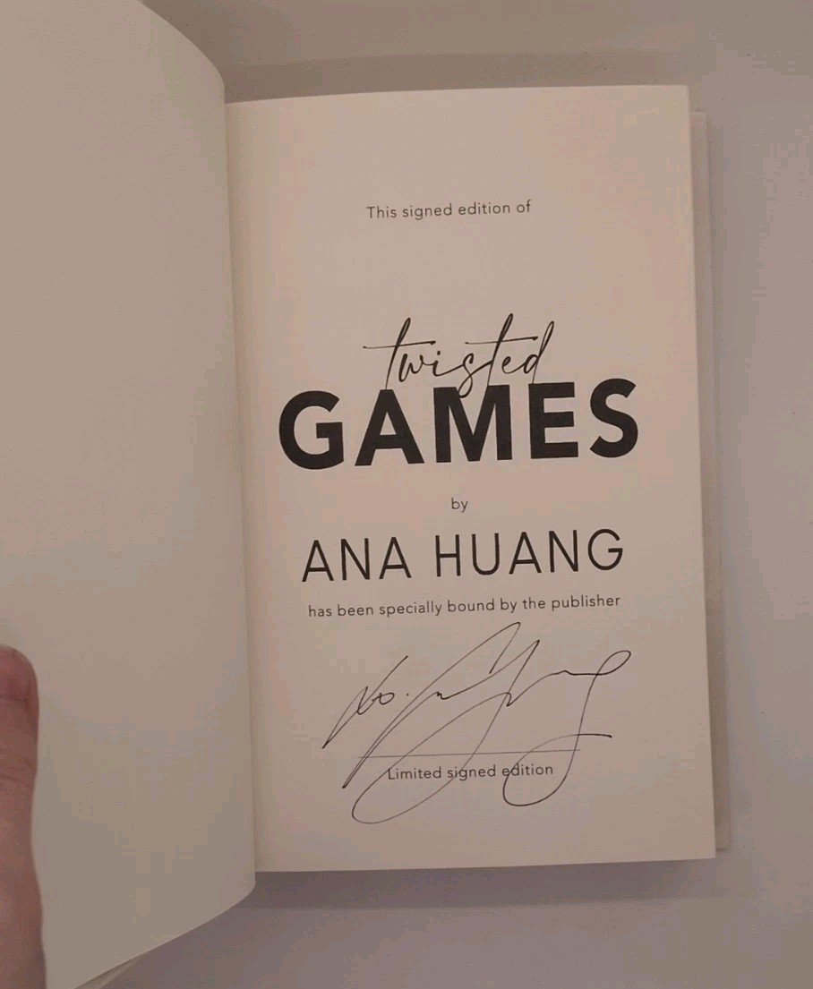 Signed! Twisted Games by Ana Huang (2024, Bloom Books)