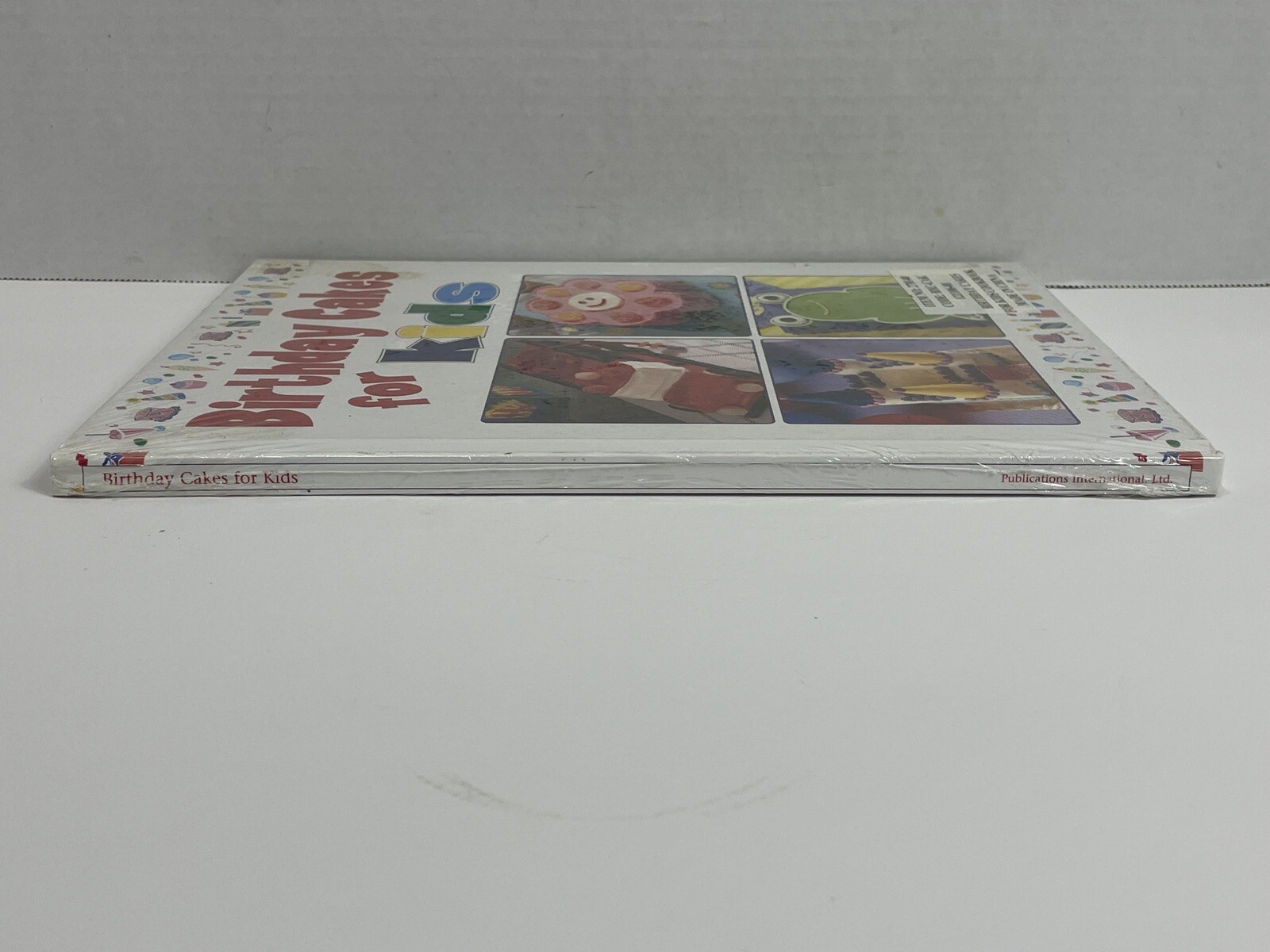 Birthday Cakes For Kids Recipes & Cake Decorating Cookbook Hardcover Sealed I1