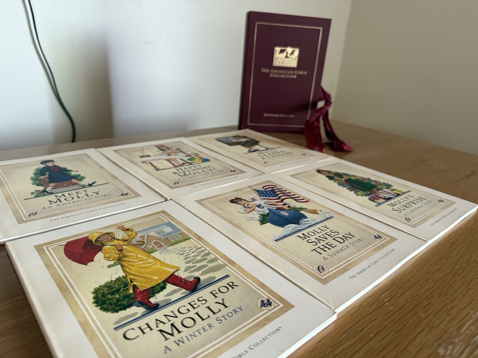 Rare! The Pleasant Company Boxed Molly Paperback Books Original Release Set Of 6