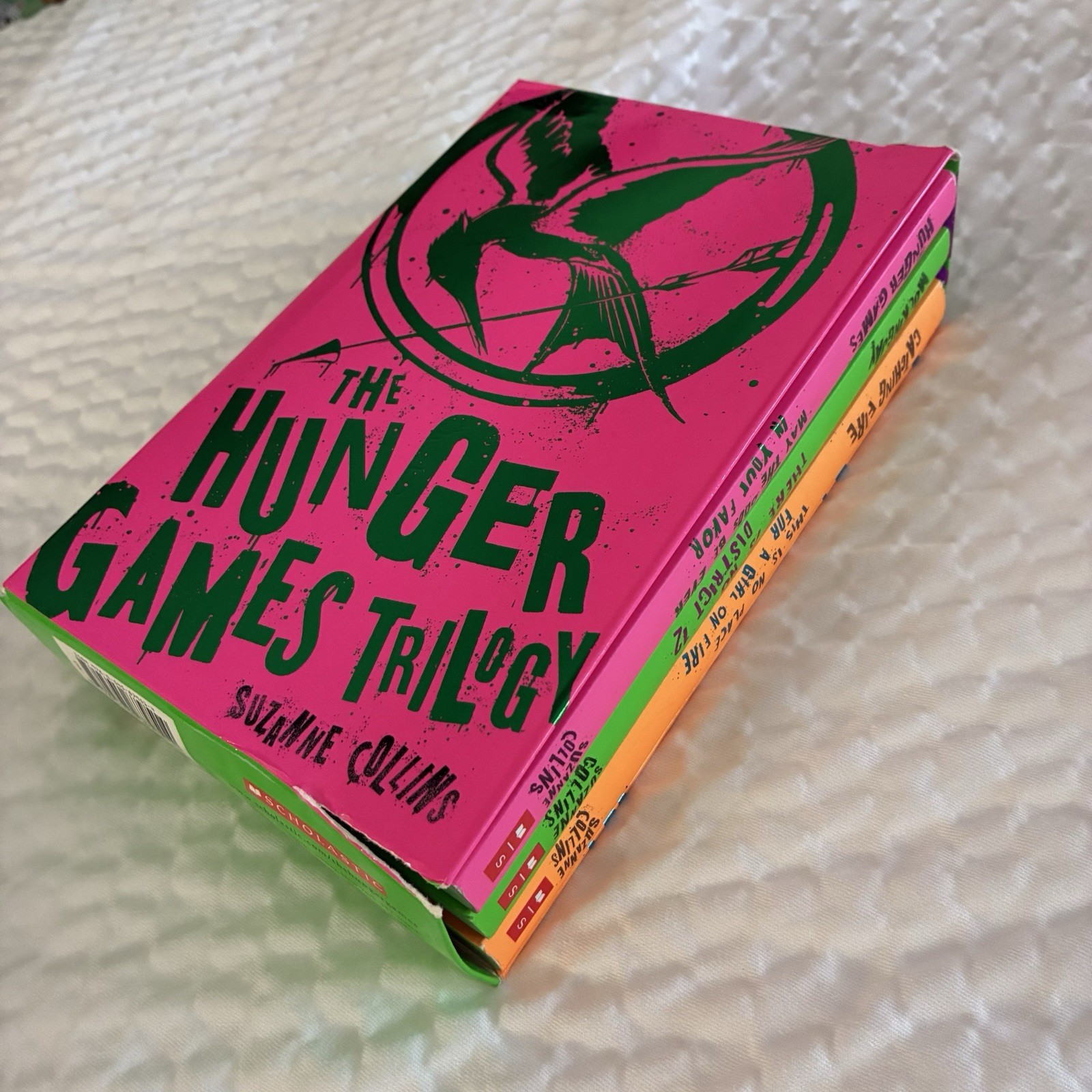 Rare Hunger Games Trilogy: Propaganda Edition 3 Book Box Set Very Good Condition