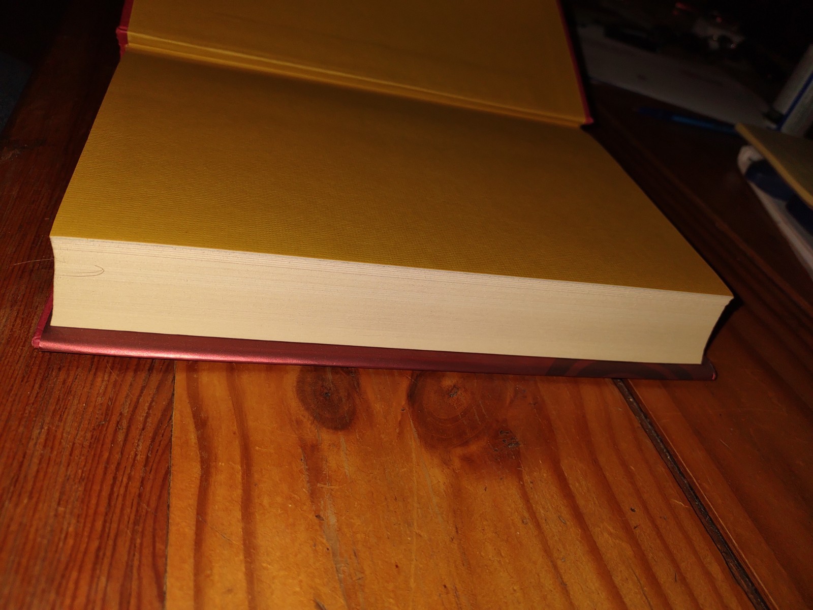 Catching Fire (Hunger Games, Book Two) by Suzanne Collins (2009, Hardcover)