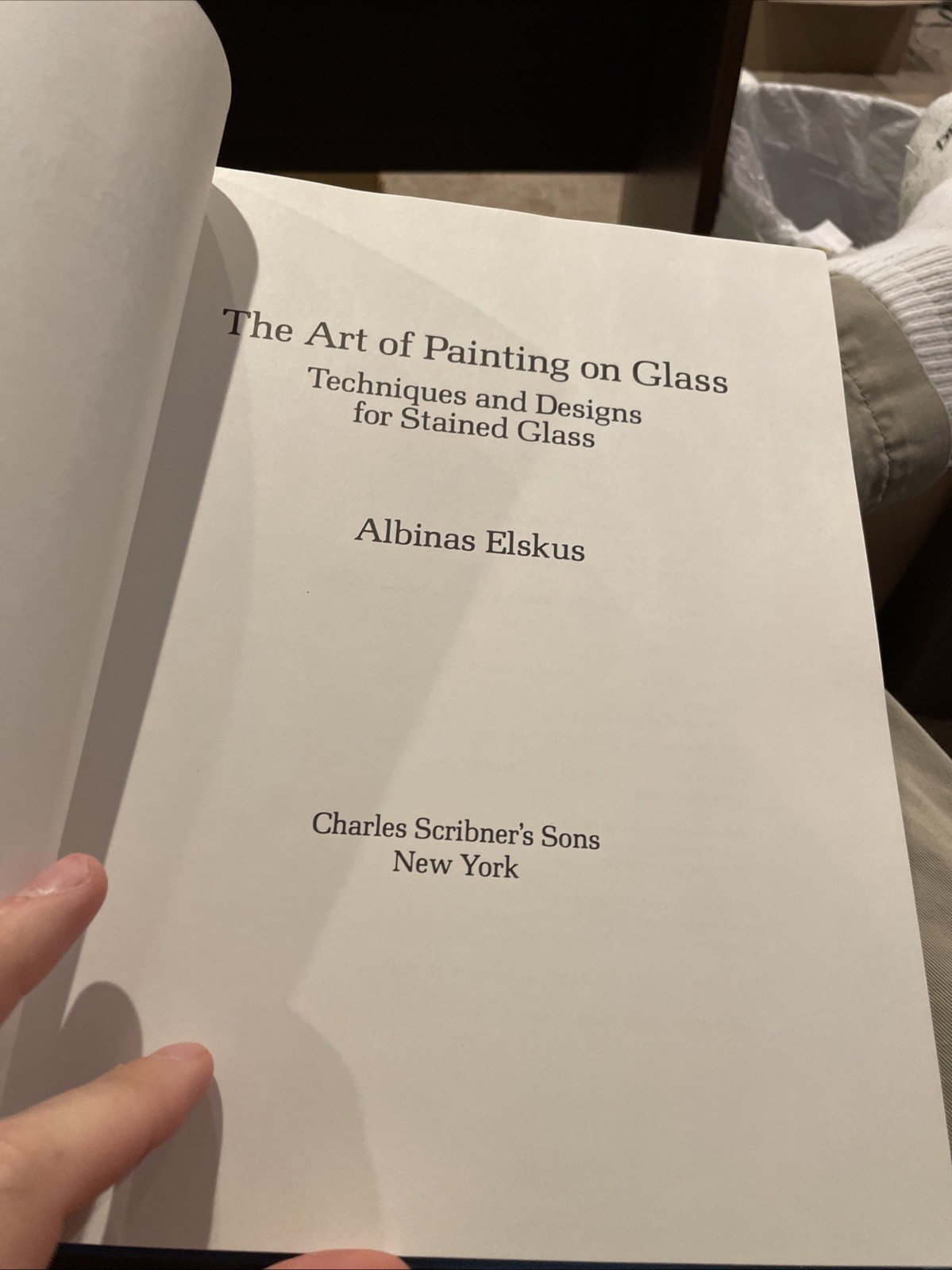 The Art of Painting on Glass. Techniques and Designs For Stained Glass. 1980…