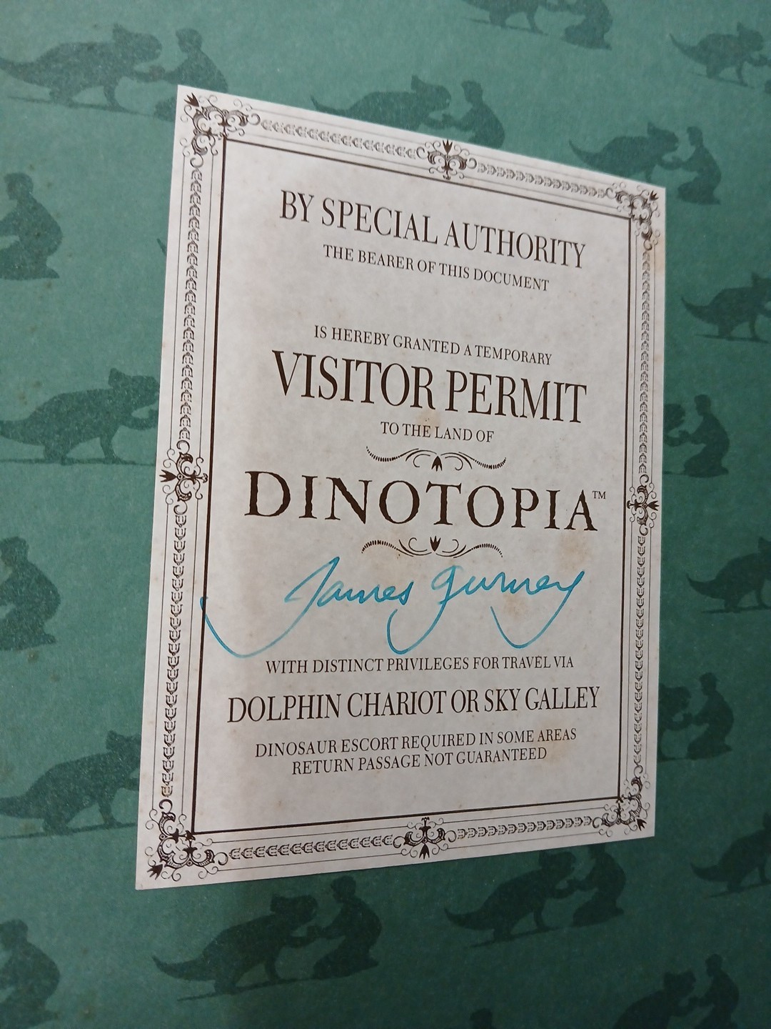 Dinotopia – A Land Apart from Time by James Gurney SIGNED with Print of Sketch