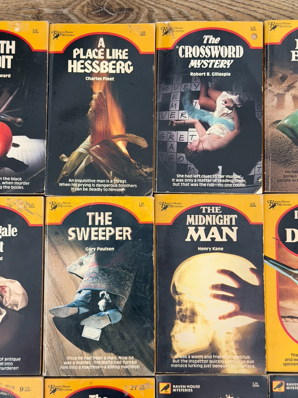 20 Vintage Mystery Paperback Book Lot Raven House Mysteries Crime Thriller