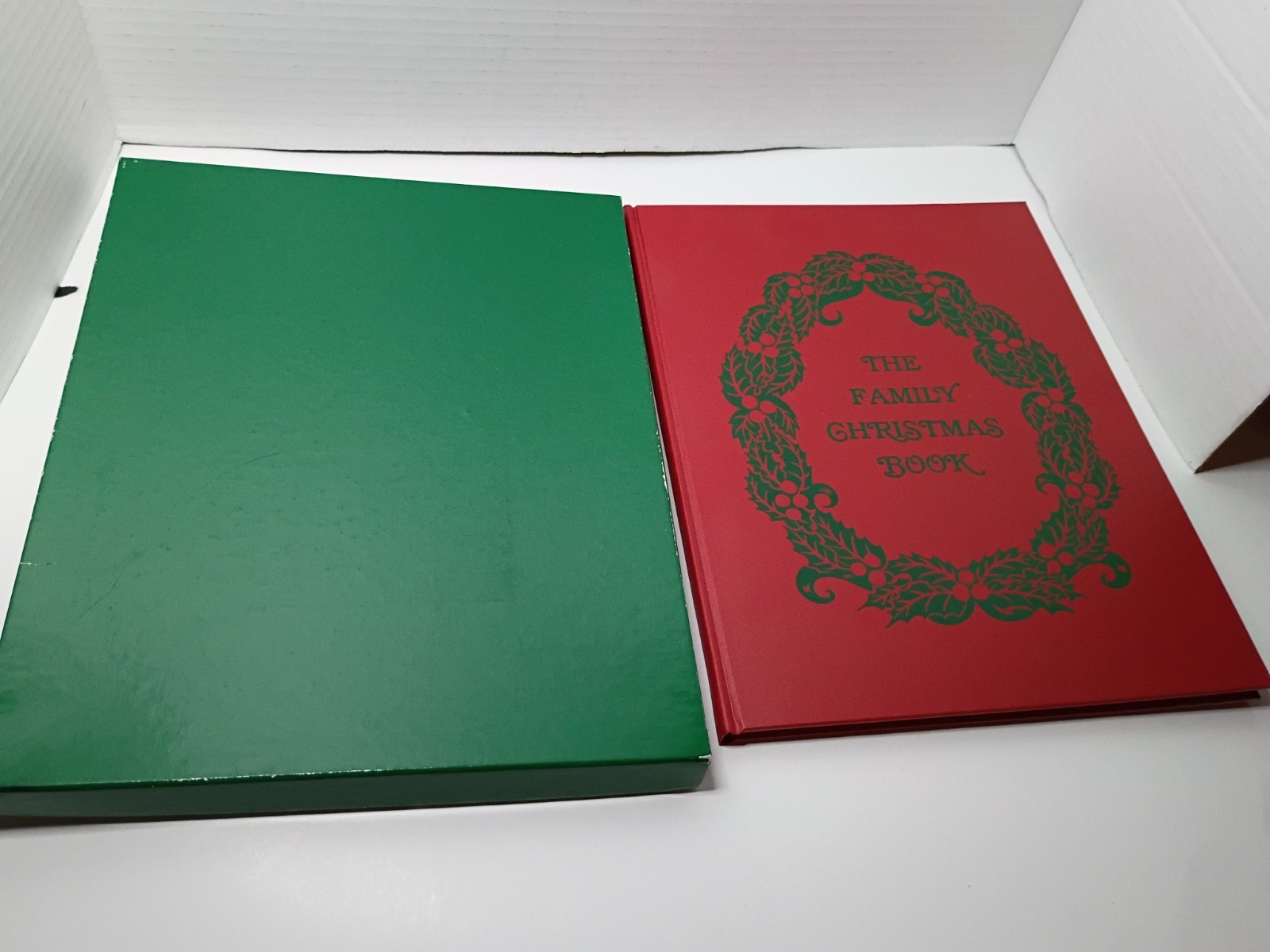 The Family Christmas Book With Box. 1982 Vintage- Unused- Clean Pages- Very Good