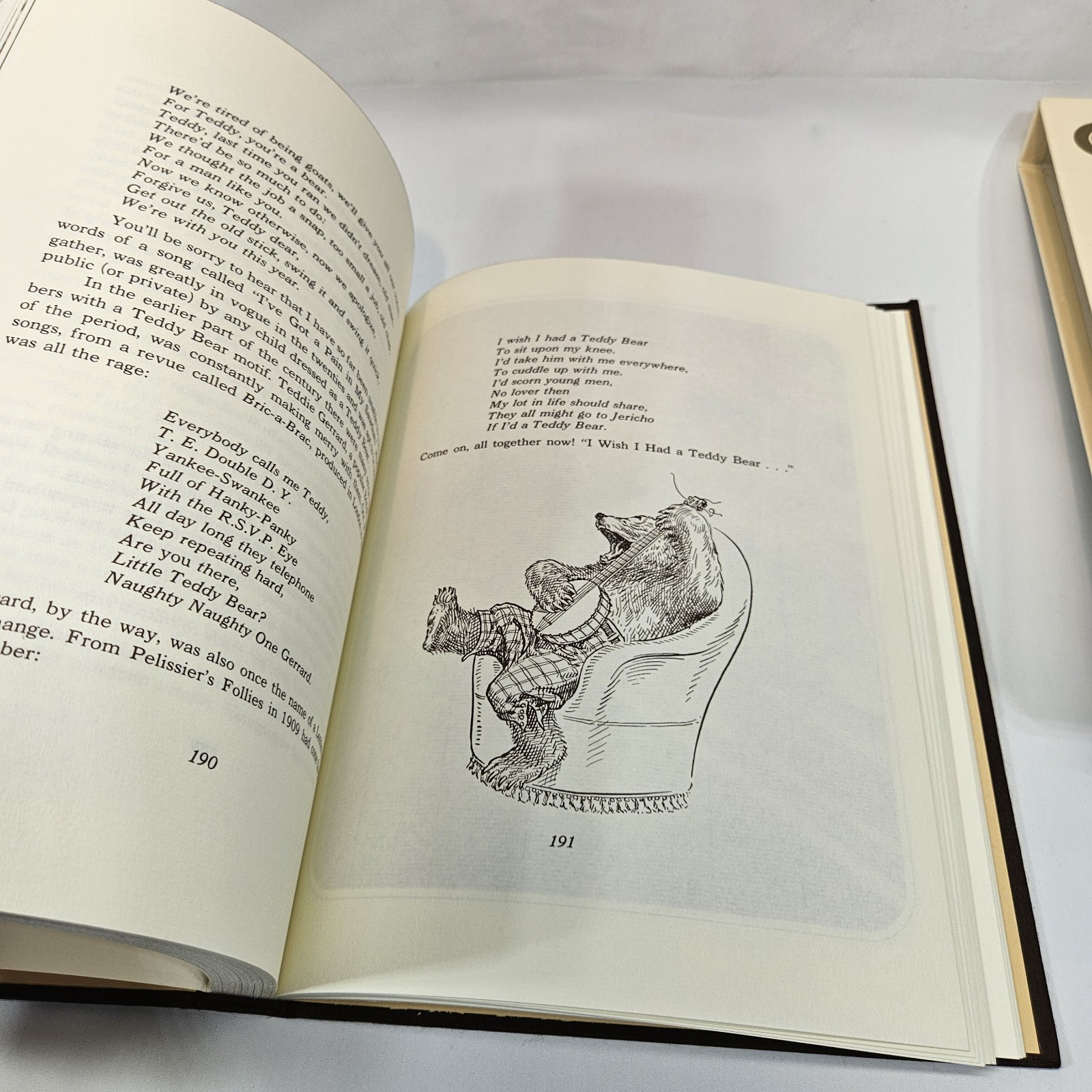 The Teddy Bear Book by Peter Bull (Signed limited edition) 5241/10,000