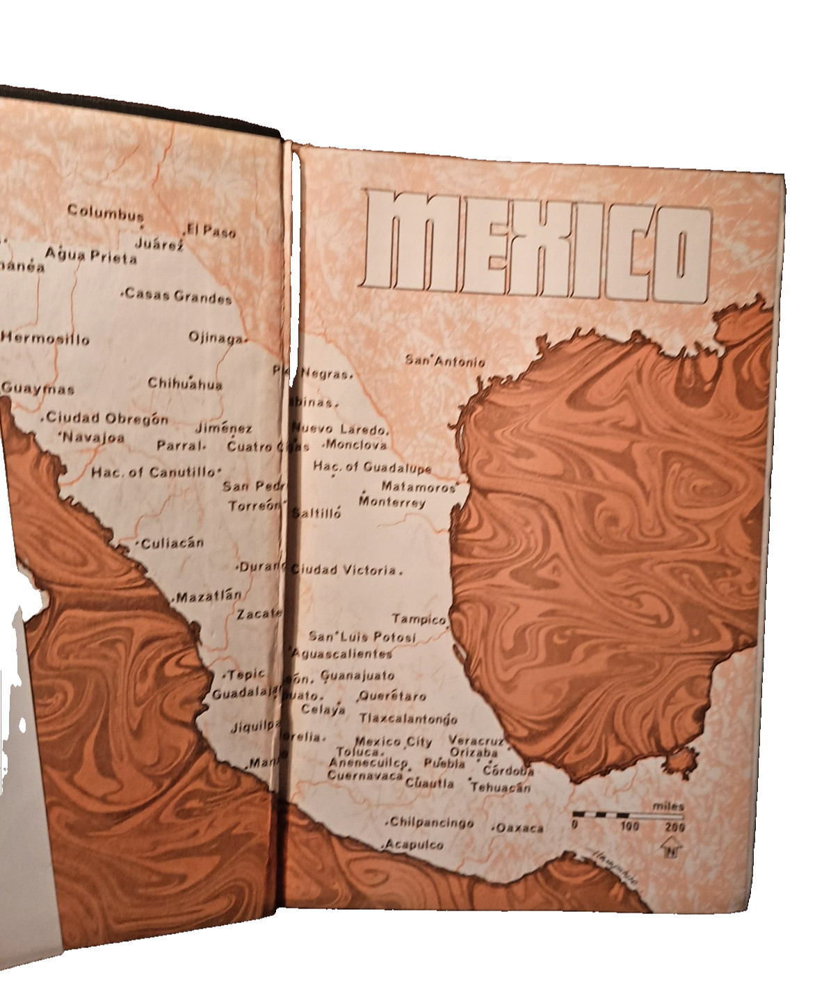 Heroic Mexico By William Weber Johnson 1st Edition.Signed. Hardback