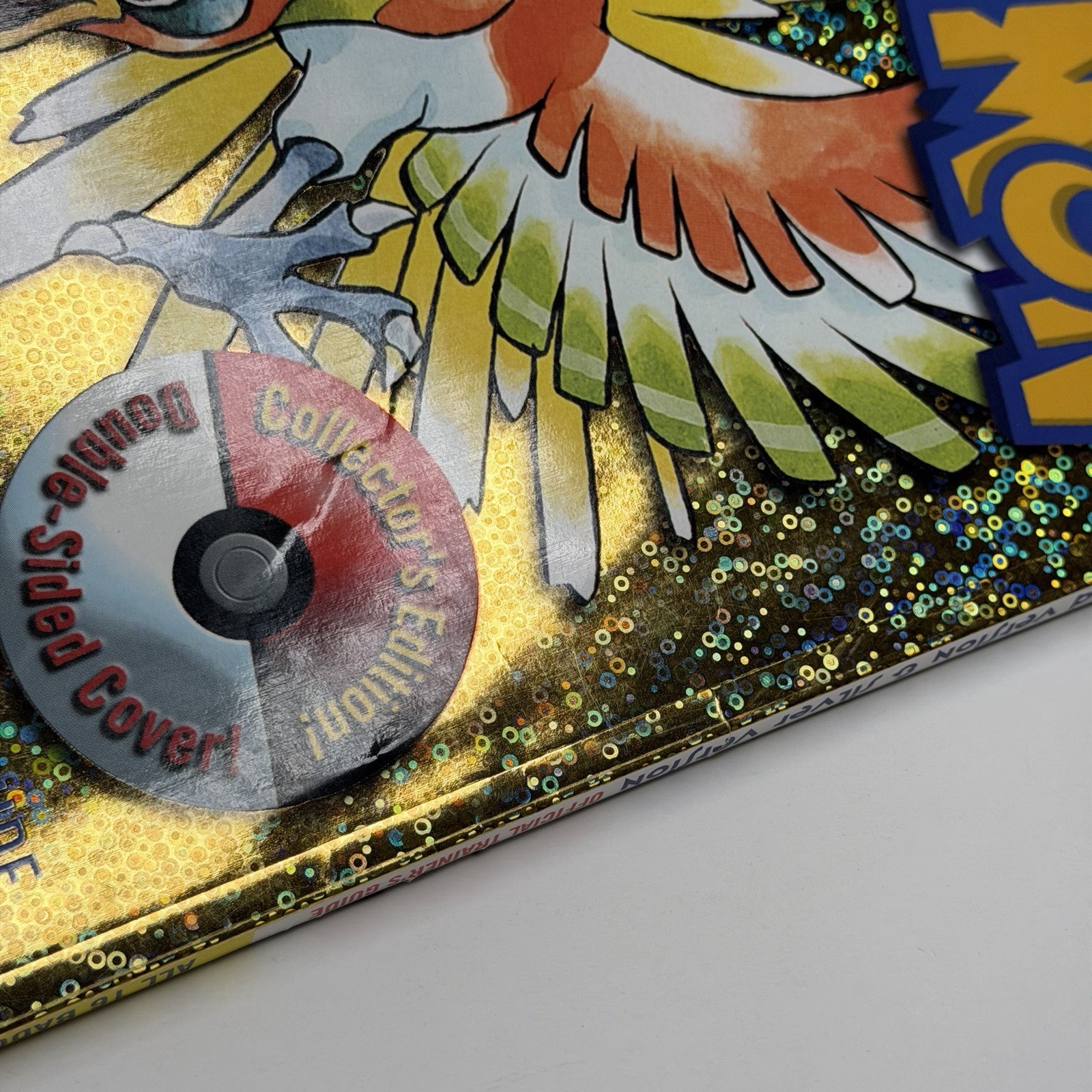 2000 Pokemon Gold and Silver Version Strategy Guide BradyGames Holographic Cover