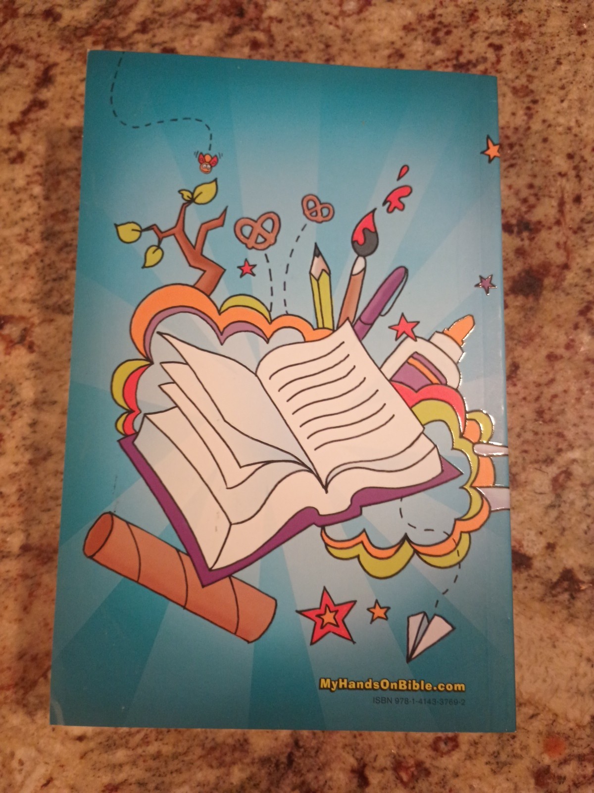 Hands-On Bible : Packed with Experiences That Get Kids into the Bible