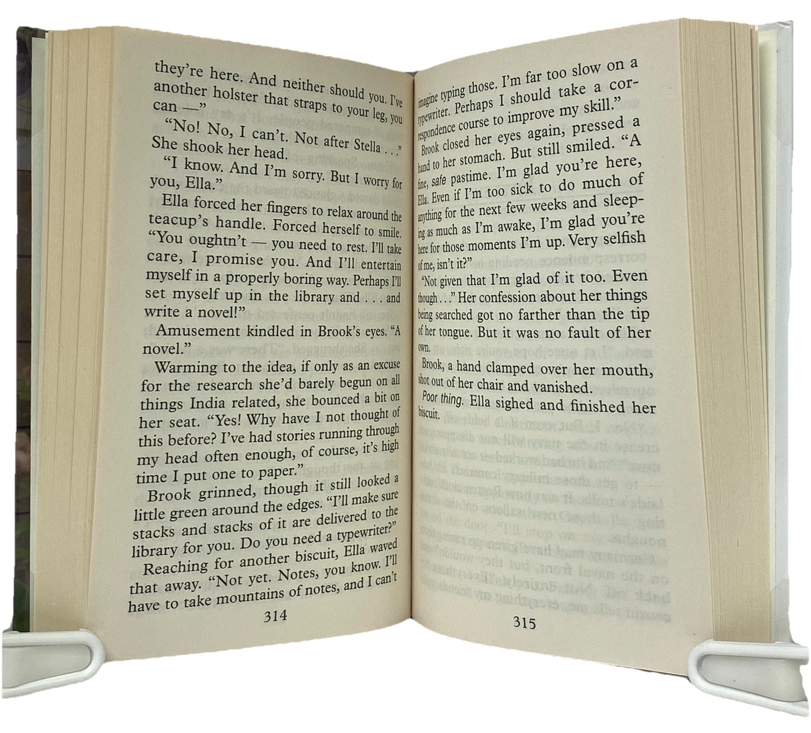 Roseanna M. White Ladies of the Manor Large Print Ex-Library Hardcover 2016
