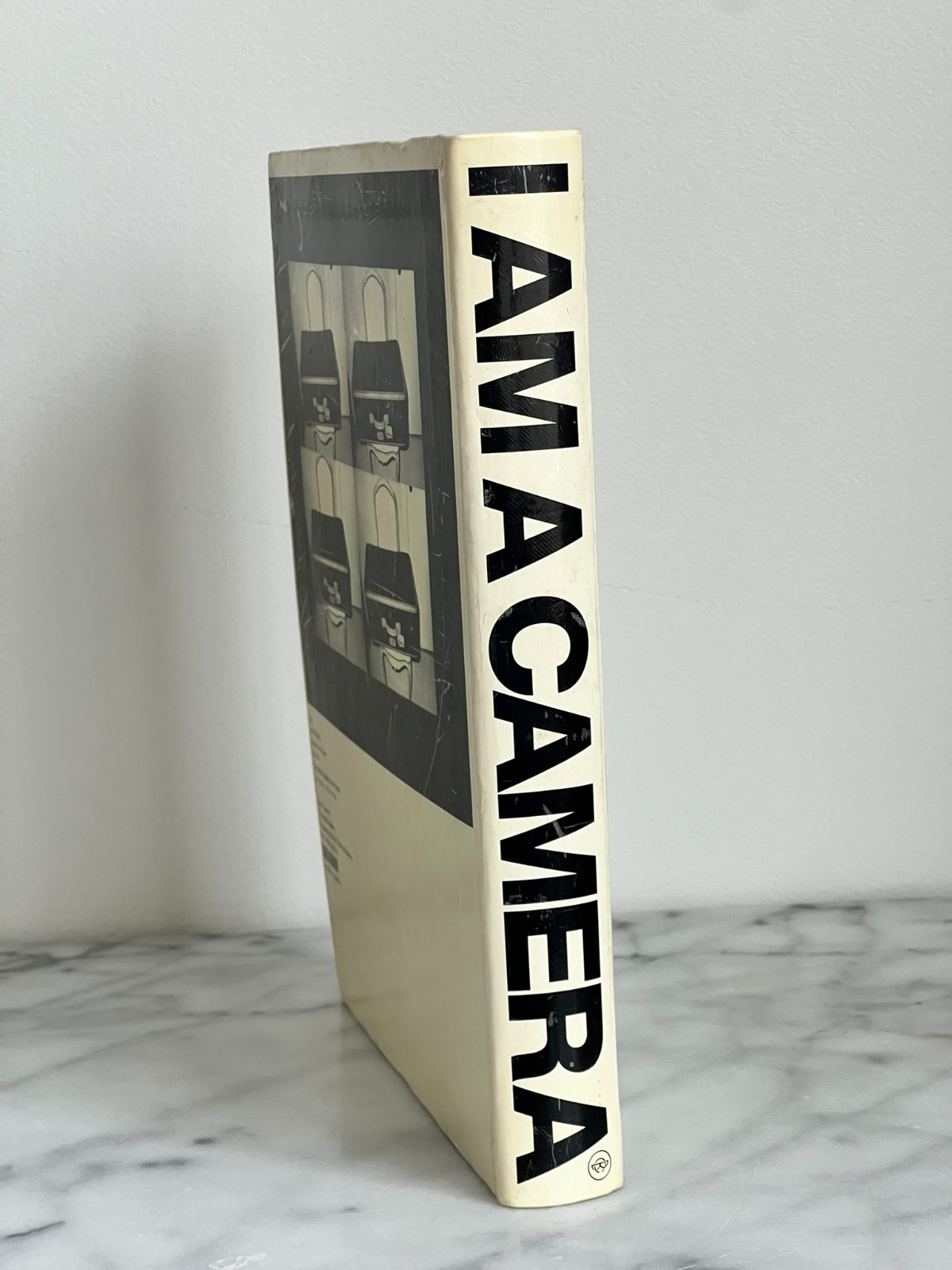 I AM A CAMERA: THE SAATCHI GALLERY By Graphic Thought Facility