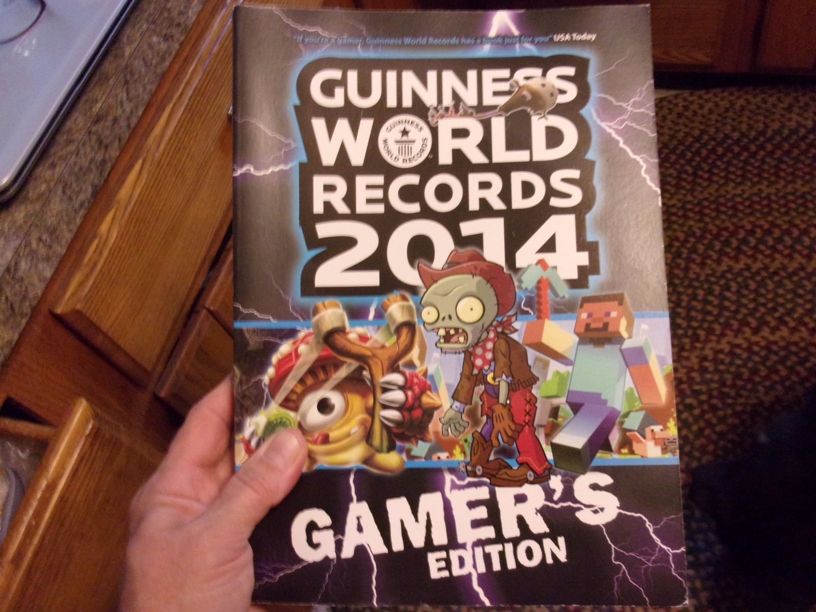 Guinness World Records 2013 2014 2015 Gamer”s Edition Paperback – LOTFOL