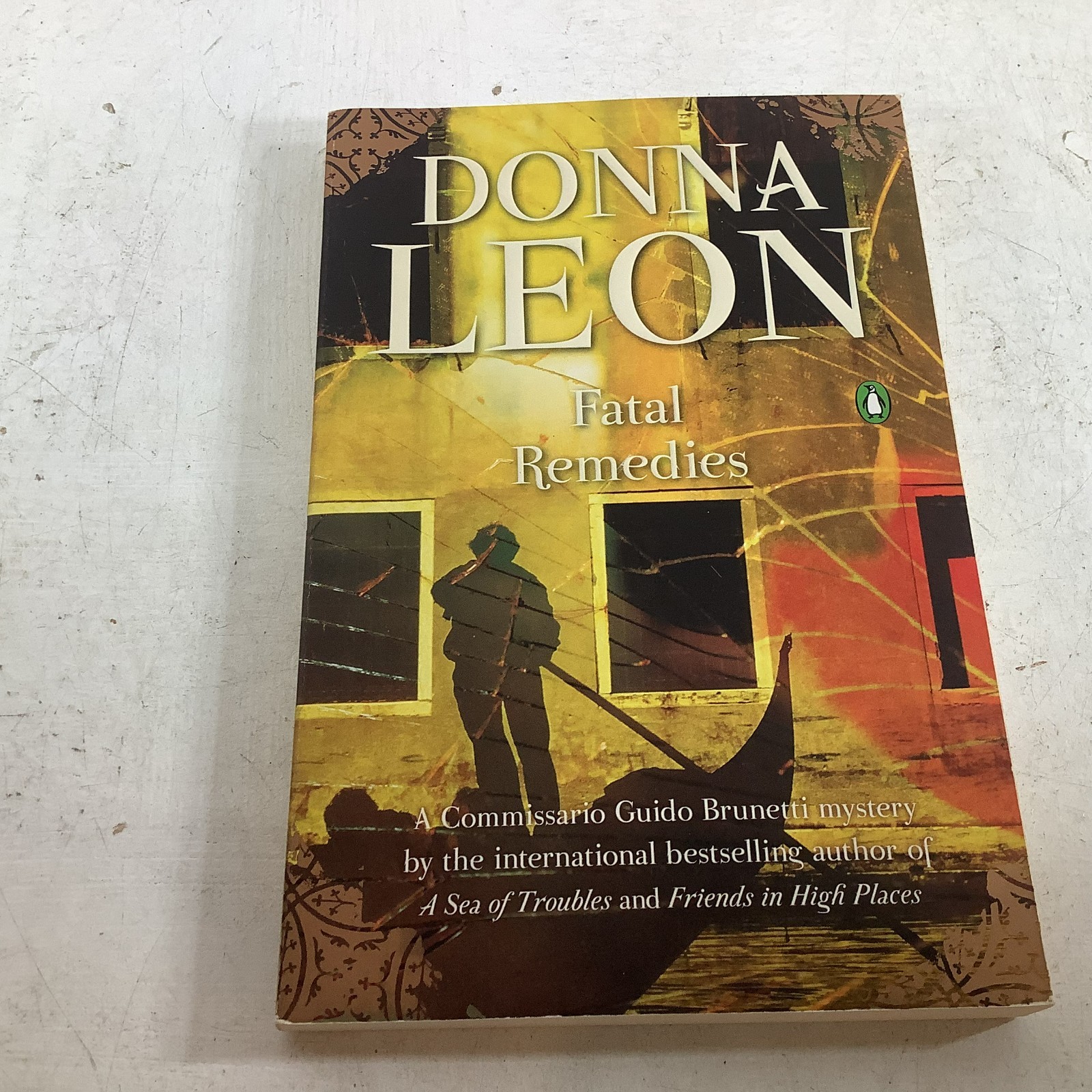 Donna Leon lot of 8 Commissario Guido Brunetti Mystery Series Trade PB Like New