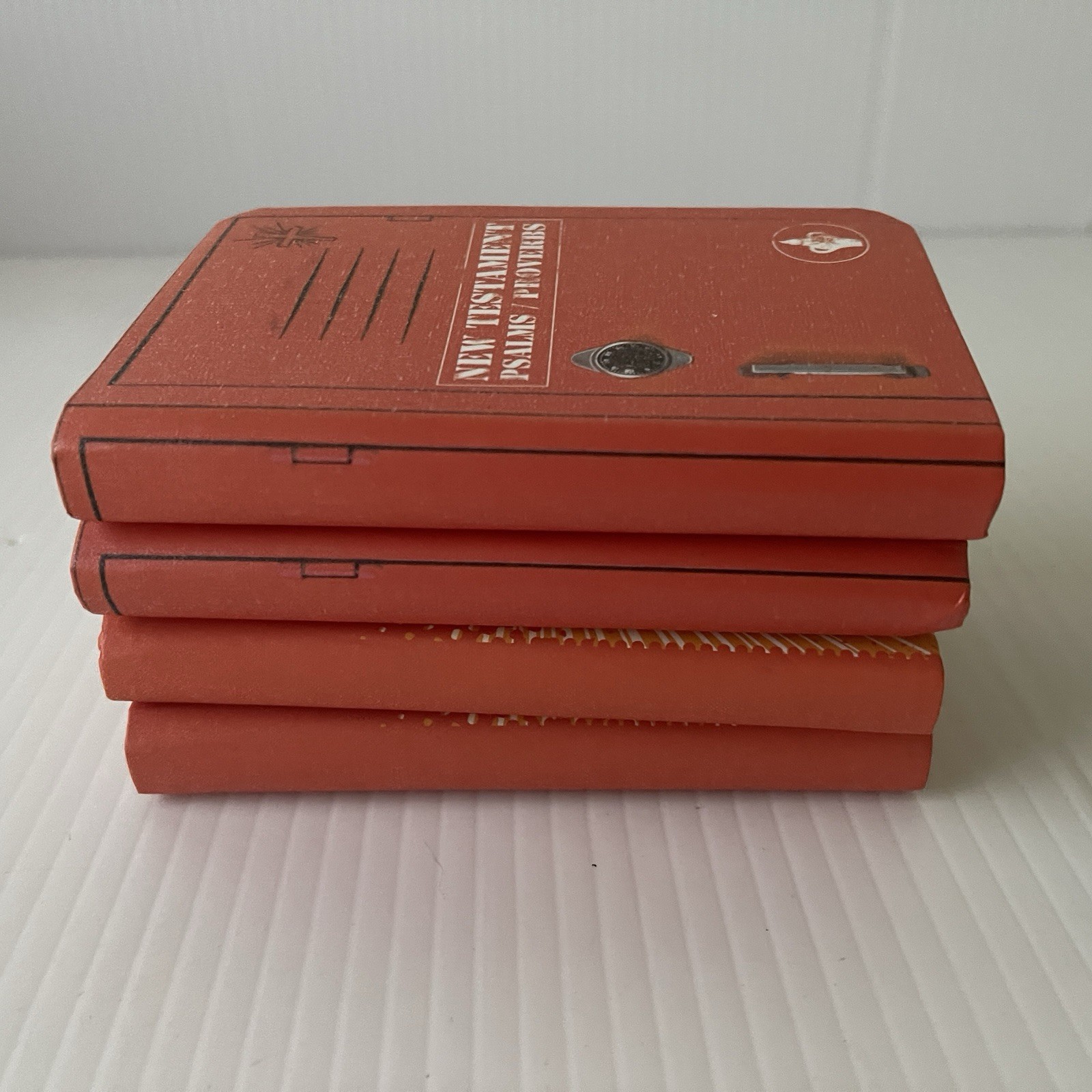 New Testament Bibles Lot Of 4 Gideon Pocket Mini Small Psalms Proverbs