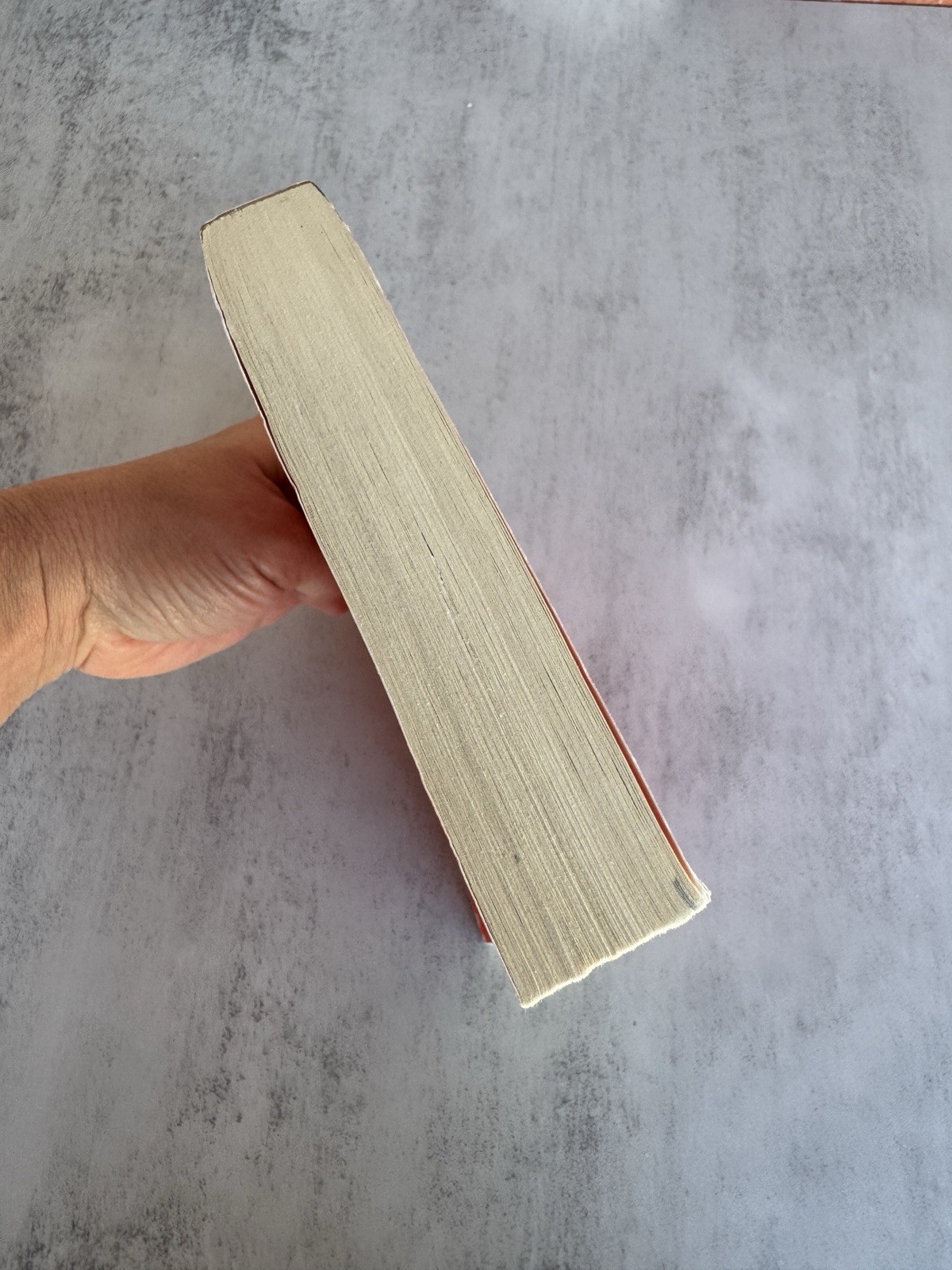 Outliers: The Story of Success – Paperback By Gladwell, Malcolm – GOOD