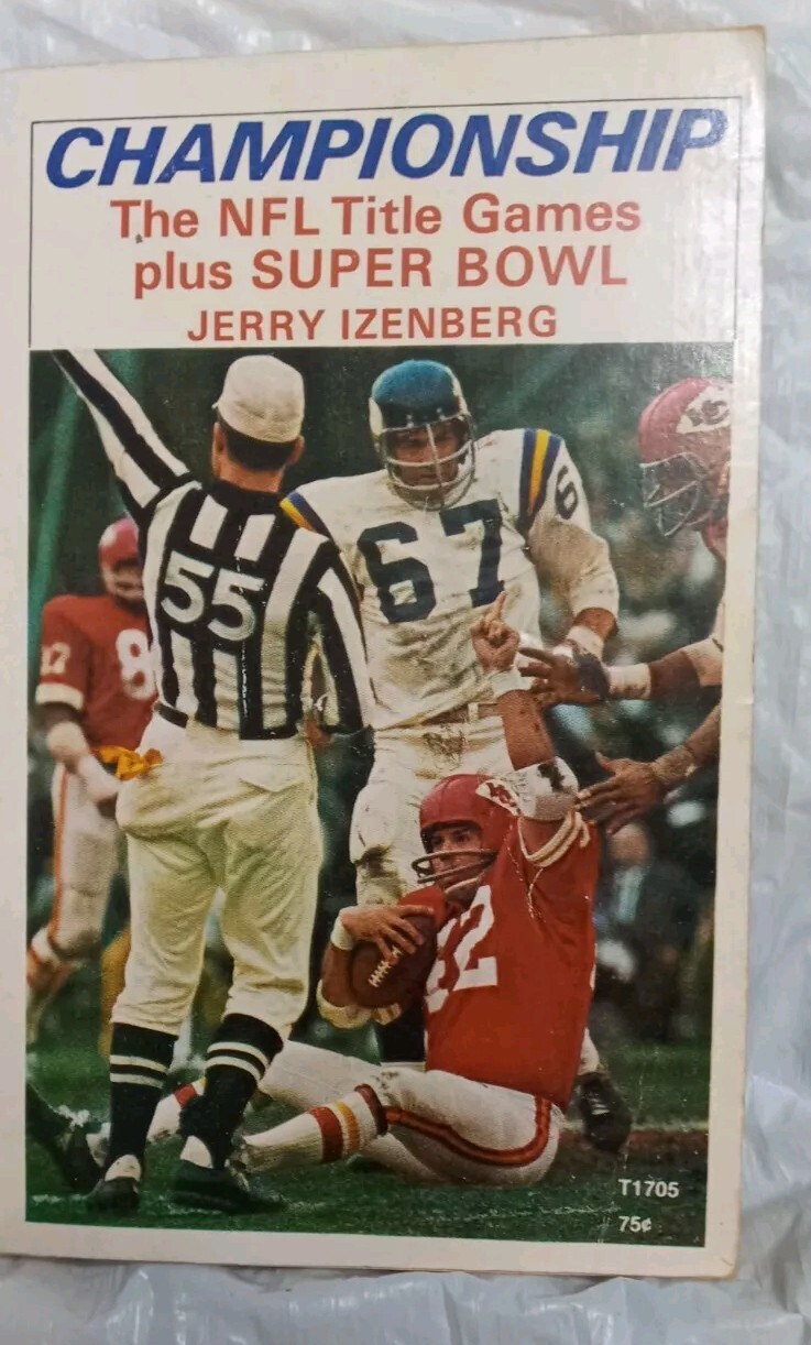 5 Vintage 1970’s Kids Sports Books Lot – NFL, MLB, Hank Aaron, Ripley’s