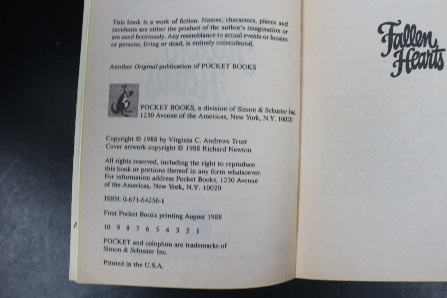 Fallen Hearts V.C. Andrews 1988 First Pocket Books Printing Gothic Romance