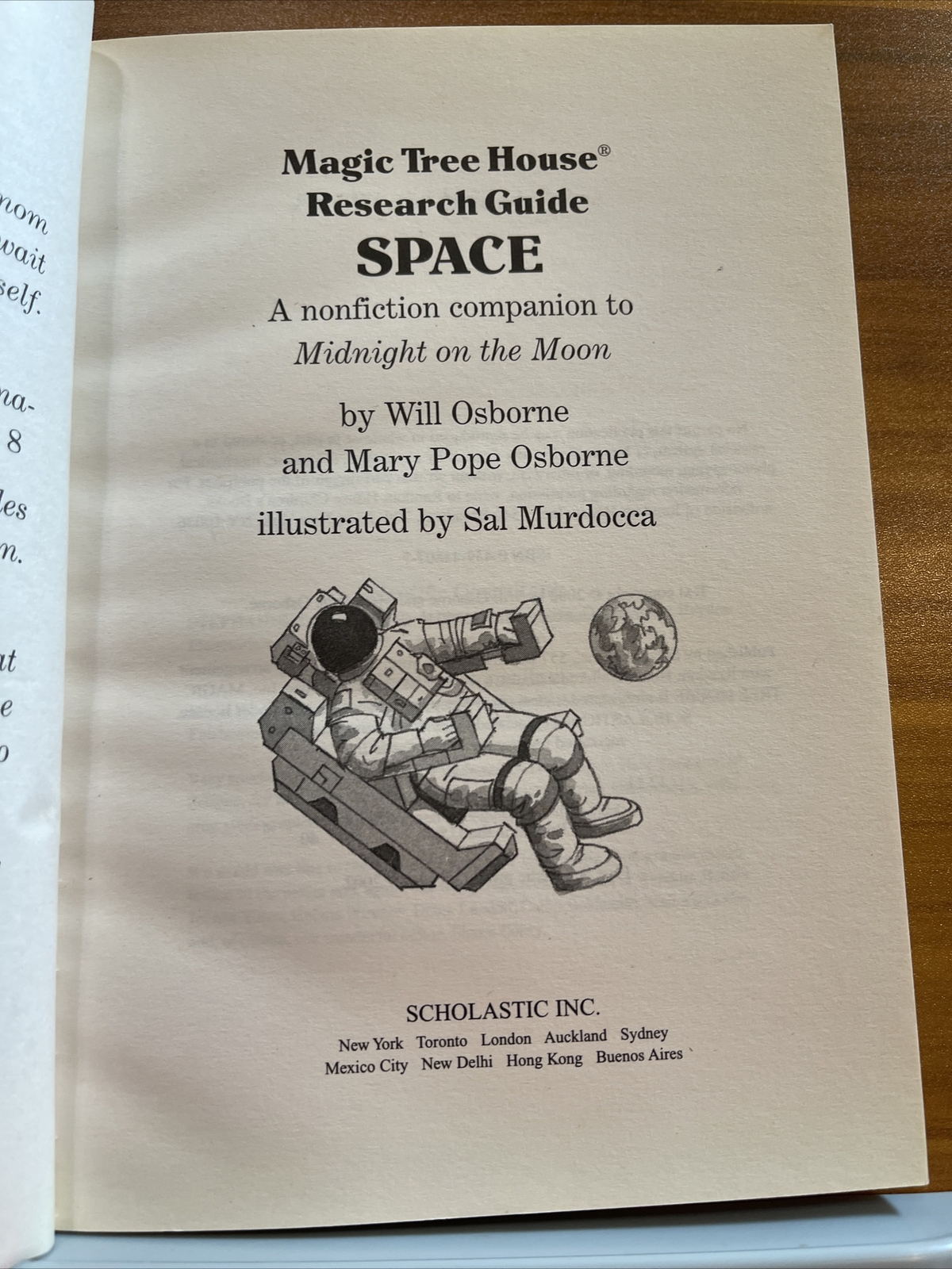 Magic Tree House Research Guides: Ghosts And Space Paperback Mary Pope Osborne