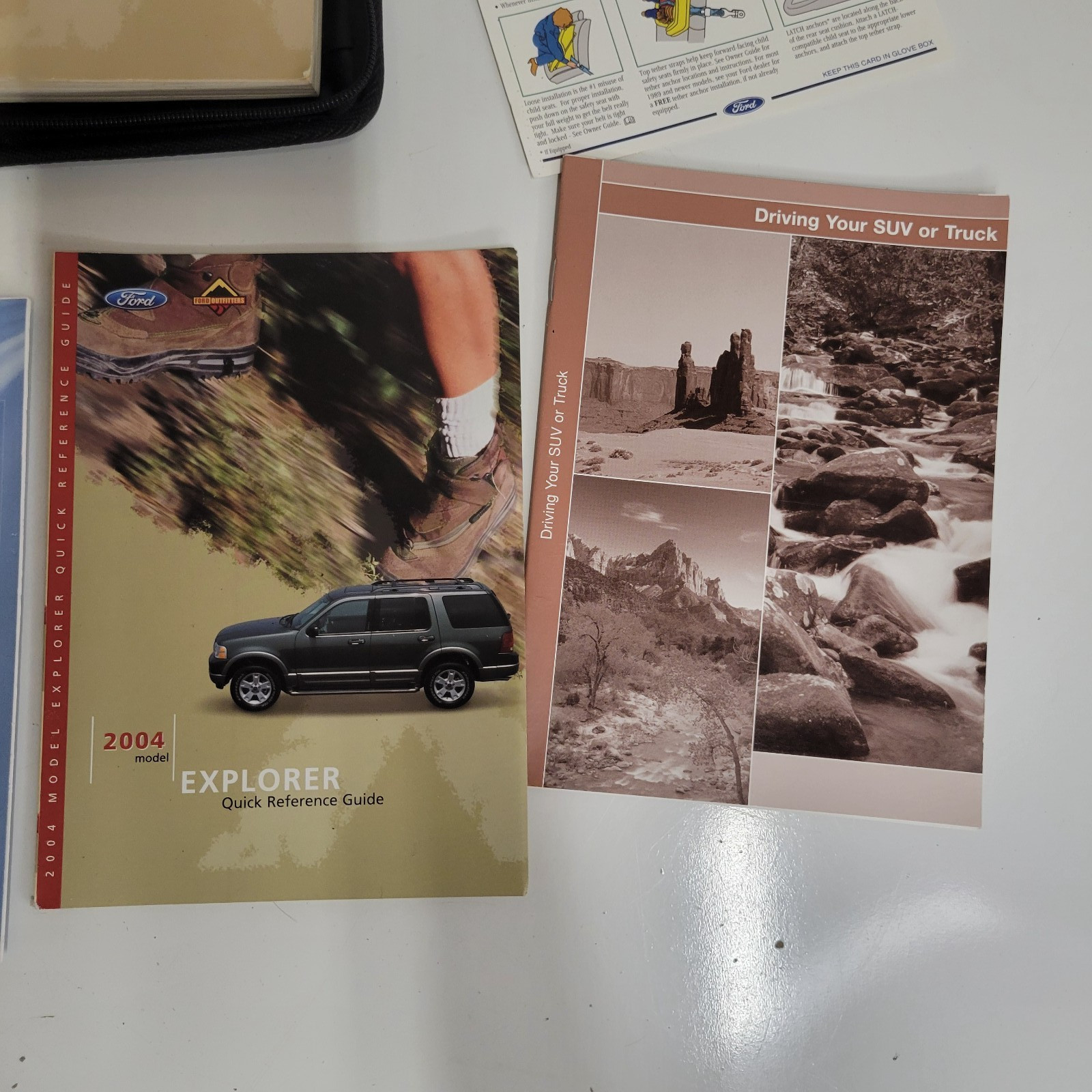 2004 04 Ford Explorer Owner’s Manual Guide Book Set OEM With Case