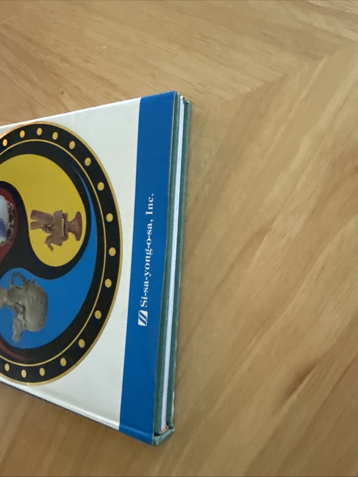 World of Korean Ceramics by Jon C. Covell (1986, Hardcover)