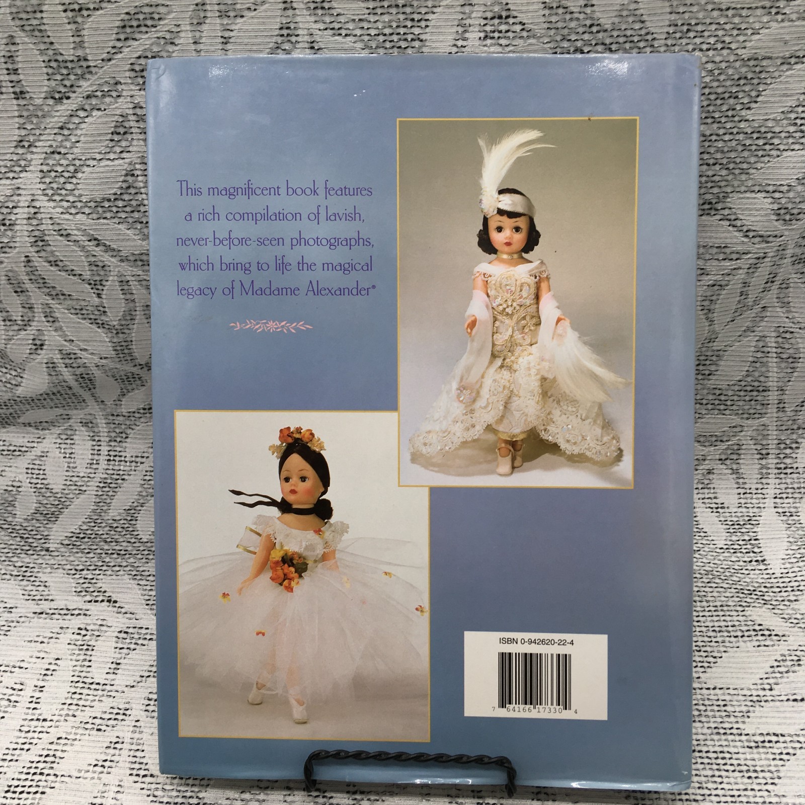 Madame Alexander Dolls-American Legend HB w/dj-1999-S. Finnegan-240 pages