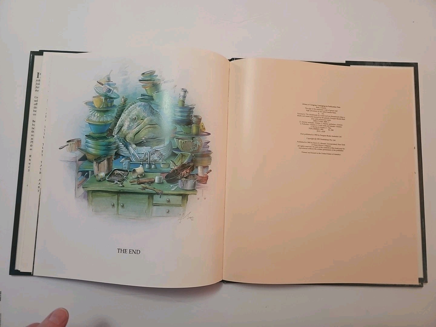 Sign of the Seahorse by Graeme Base (1992 Hardcover) 1st edition DUST JACKET