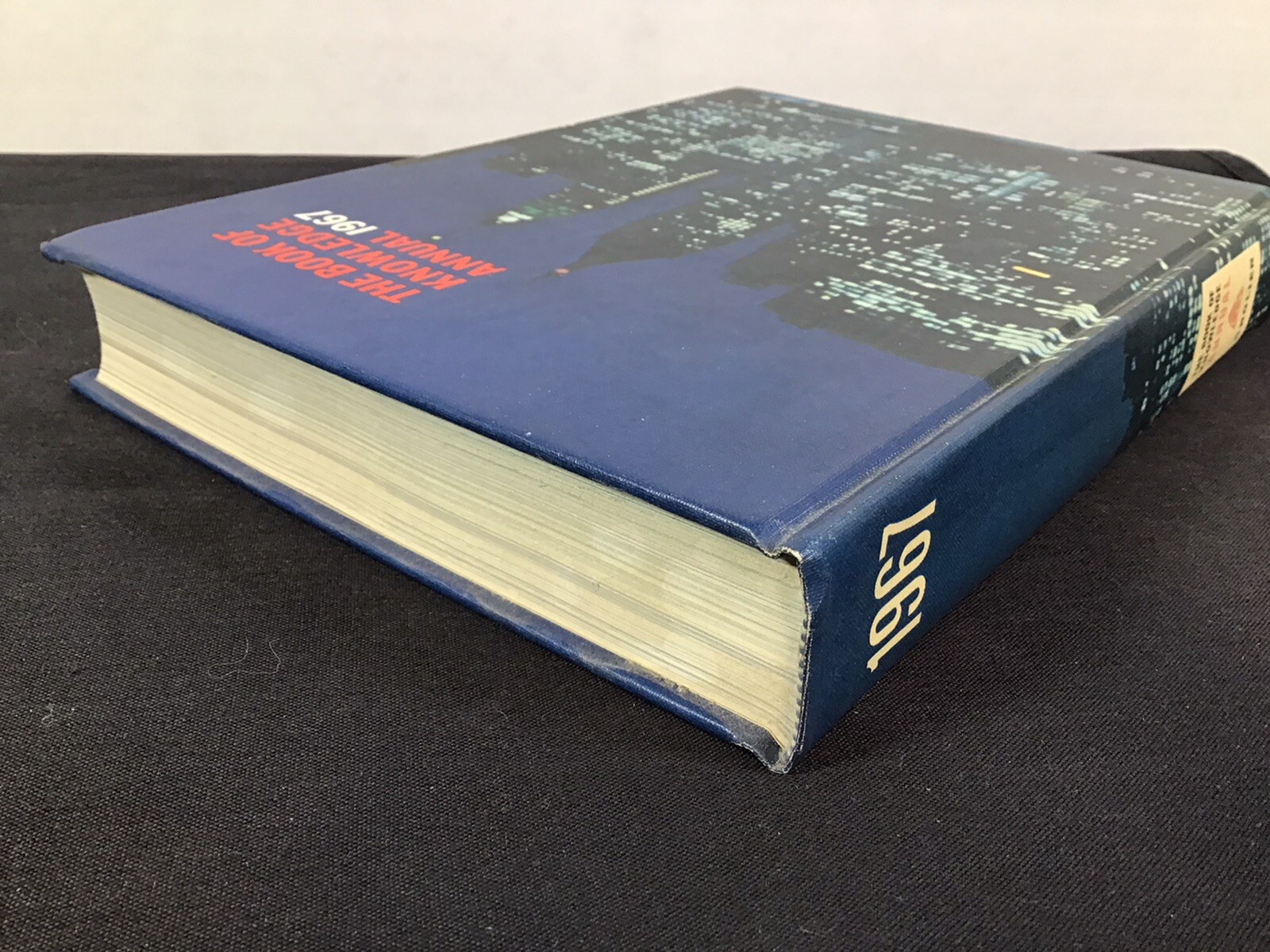 1967 The Book of Knowledge Annual Grolier 420 pages Hardcover Book