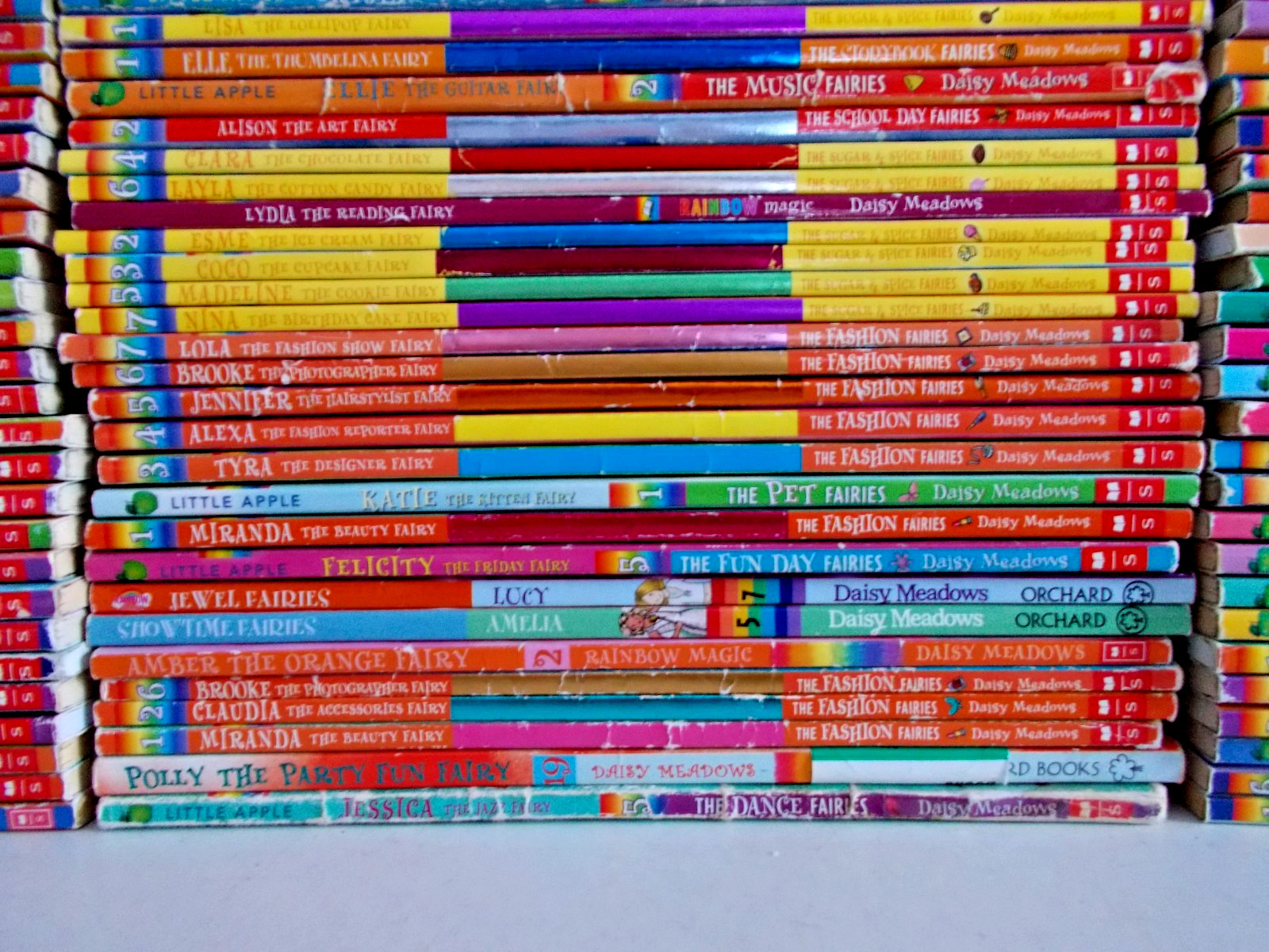Rainbow Magic Early Chapter PB Books – Choose Your Lot – Flat $5.75 Shipping