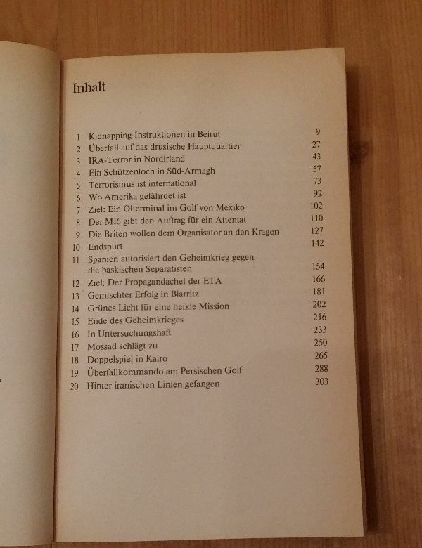 The Specialist A Man Fights Against Terrorism Gayle Rivers 323 Pages