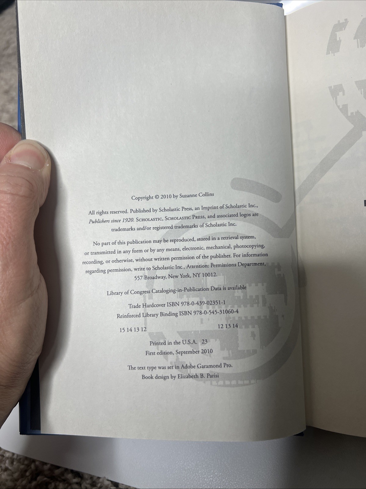Mockingjay (Hunger Games, Book 3) by Suzanne Collins (2010, HCDJ) First Edition