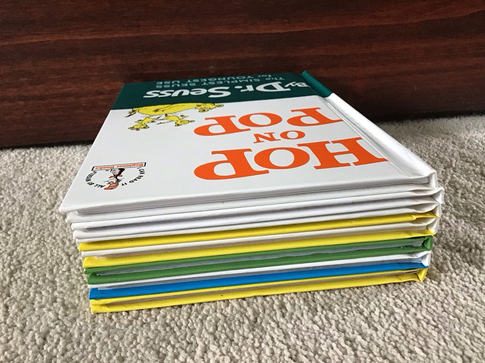 Lot of 7 Hardcover Beginner Books by Dr. Seuss 8 3/4″ x 6 1/4″