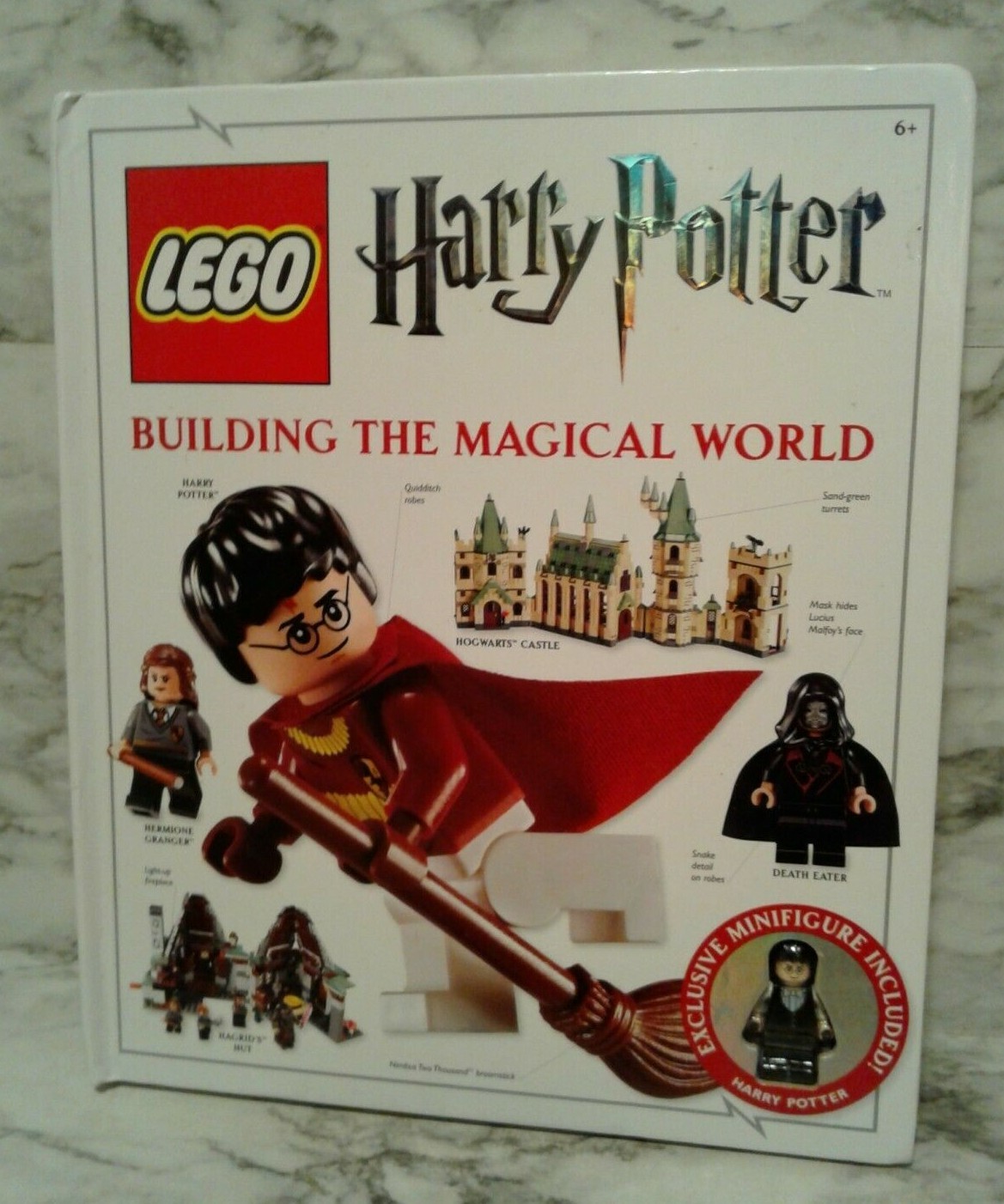 LEGO Harry Potter – Building the Magical World – Book W/ Exclusive Minifig