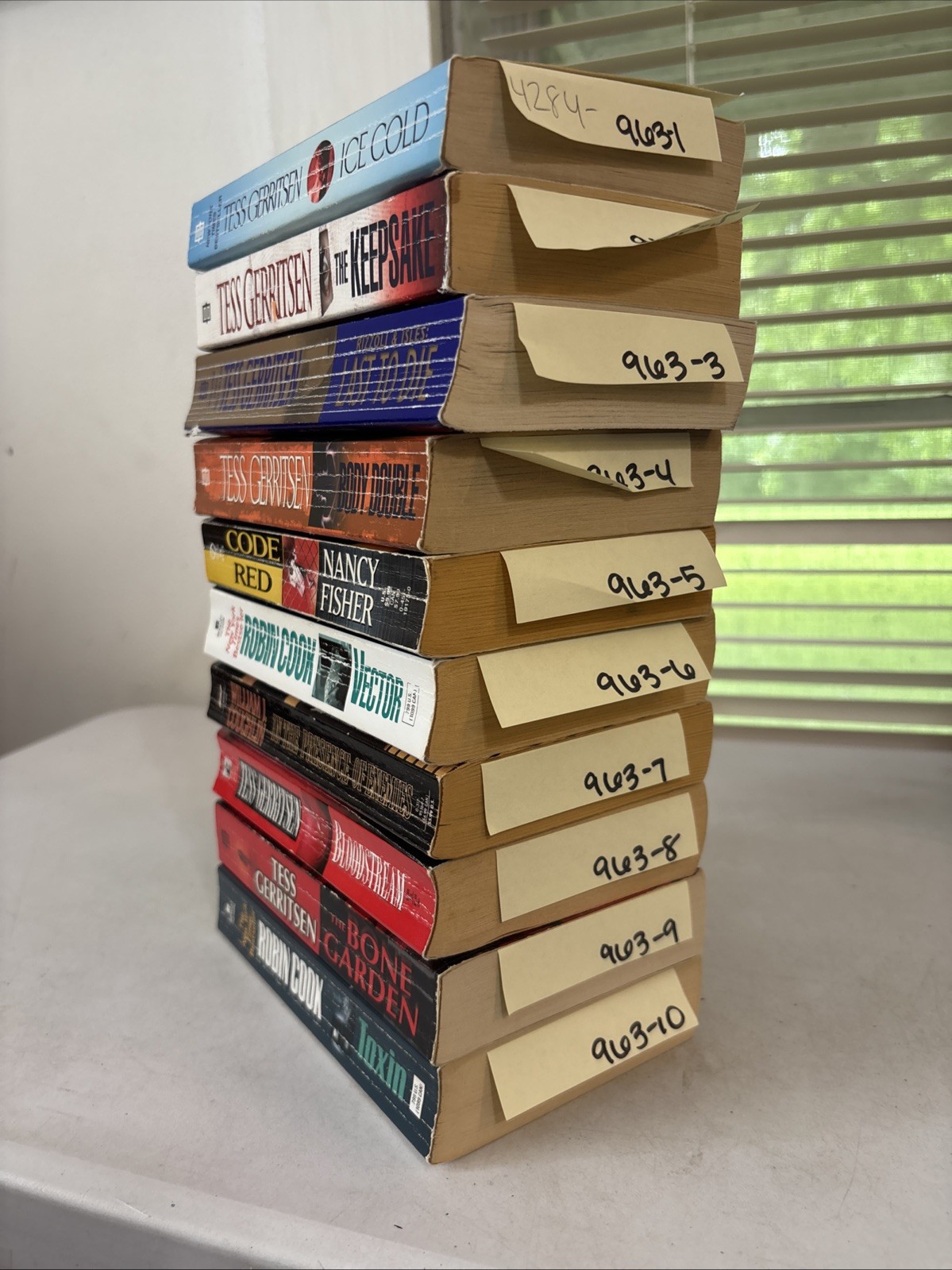 Lot of 10 – Medical Thriller/Myster/Dramas – Mixed Authors – Free Shipping