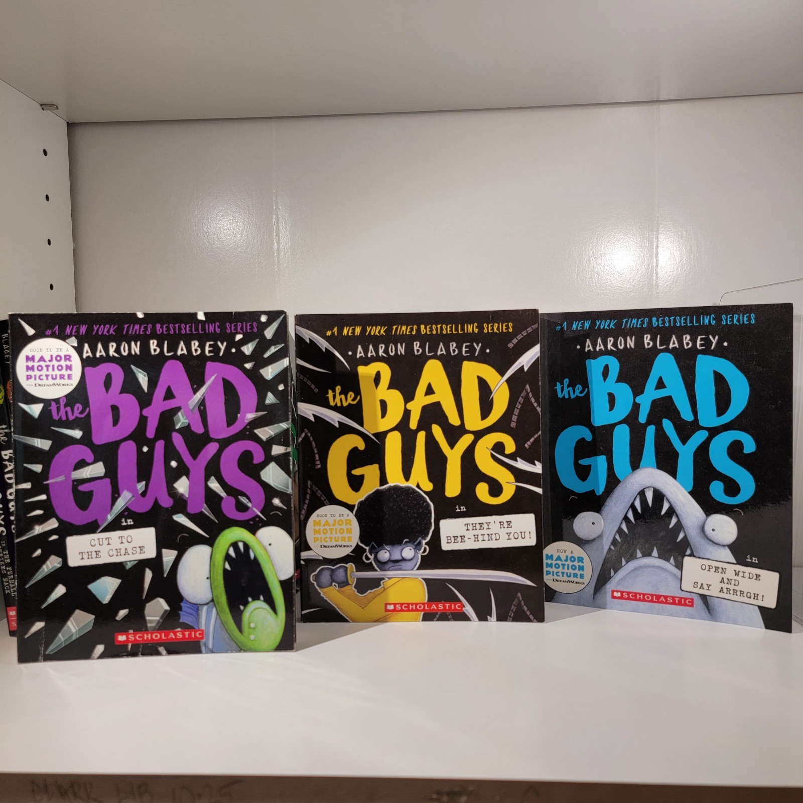 The Bad Guys 1 – 17 Books Aaron Blabey Young Adult Fun Engaging Graphic Novels