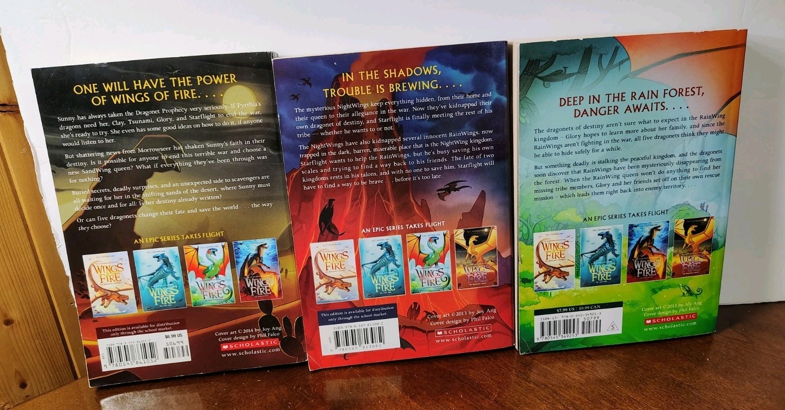 WINGS OF FIRE 14 BOOKS GRAPHIC NOVELS HARDCOVERS TUI T. SUTHERLAND MIKE HOLMES