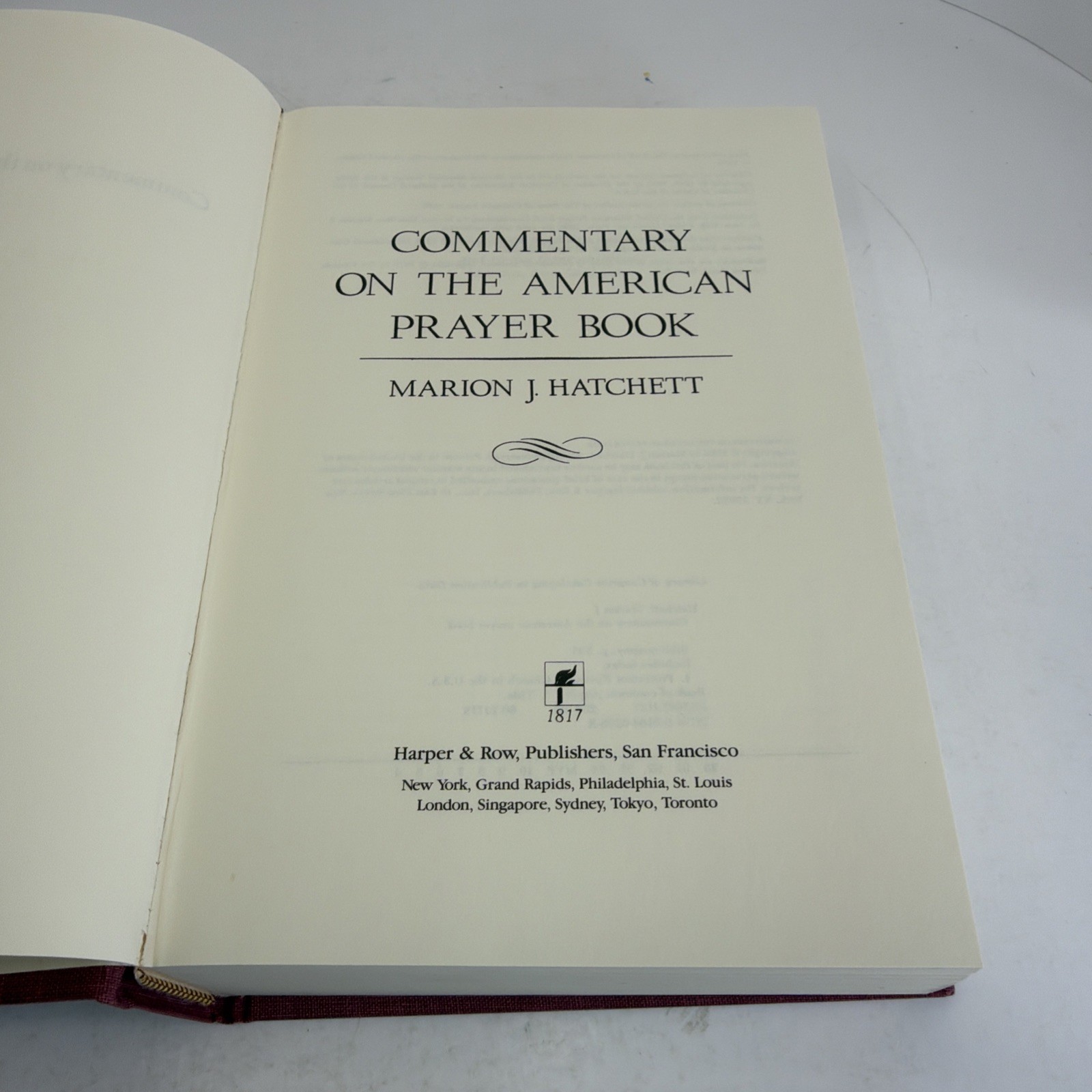 Commentary on the American Prayer Book 1979 HCDJ by Marion J. Hatchett